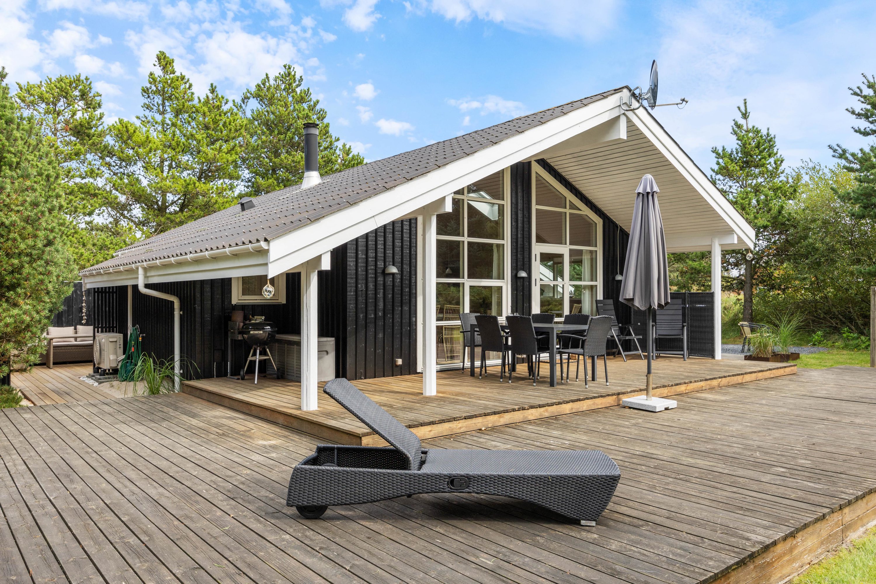 Fremhævet  billede i fuldskærmstilstand. Billede af Klitrosevej 18, Lodbj Hede, 6950 Ringkøbing