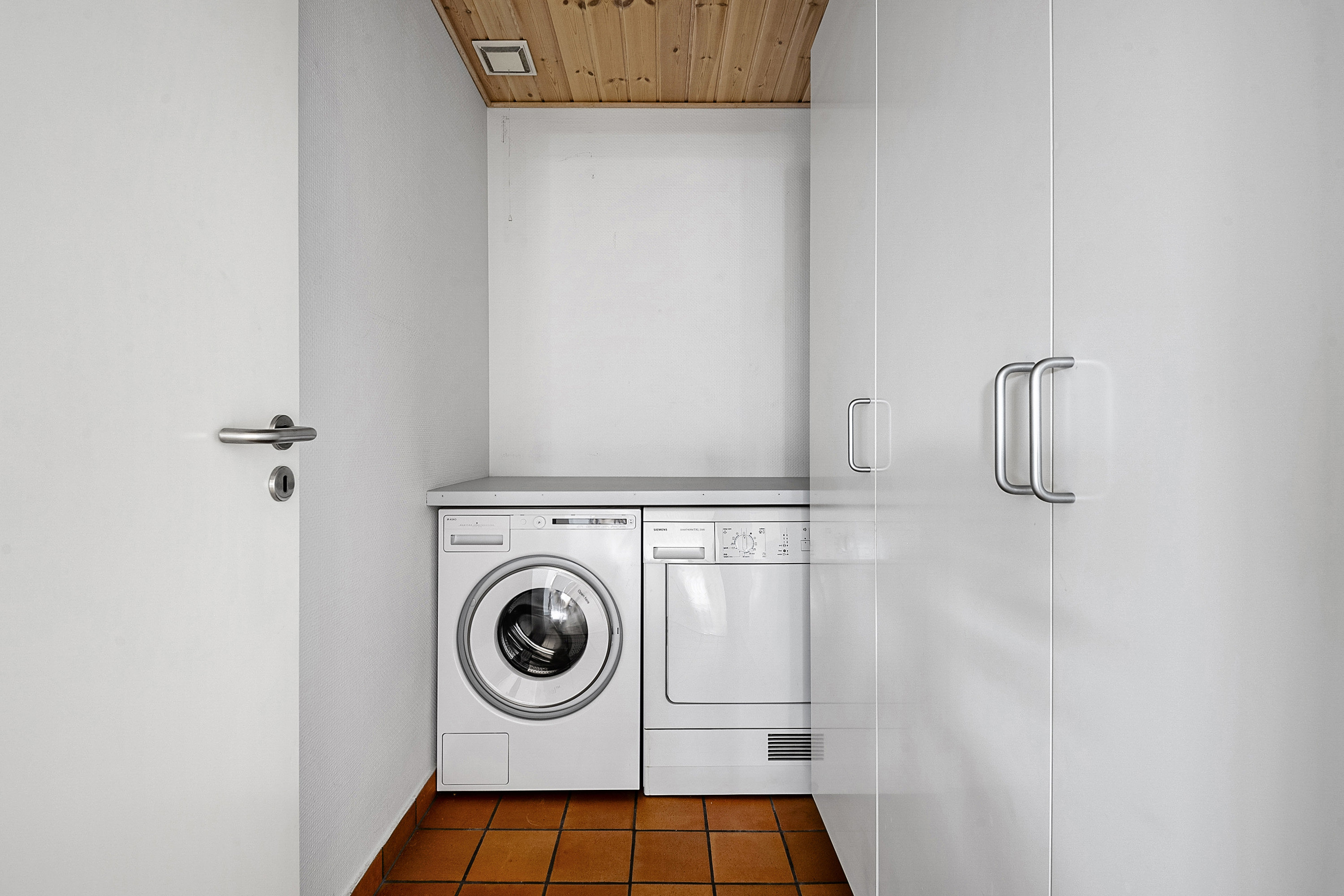 Fremhævet værelse billede i fuldskærmstilstand. Billede af Pinassen 44, 6710 Esbjerg V