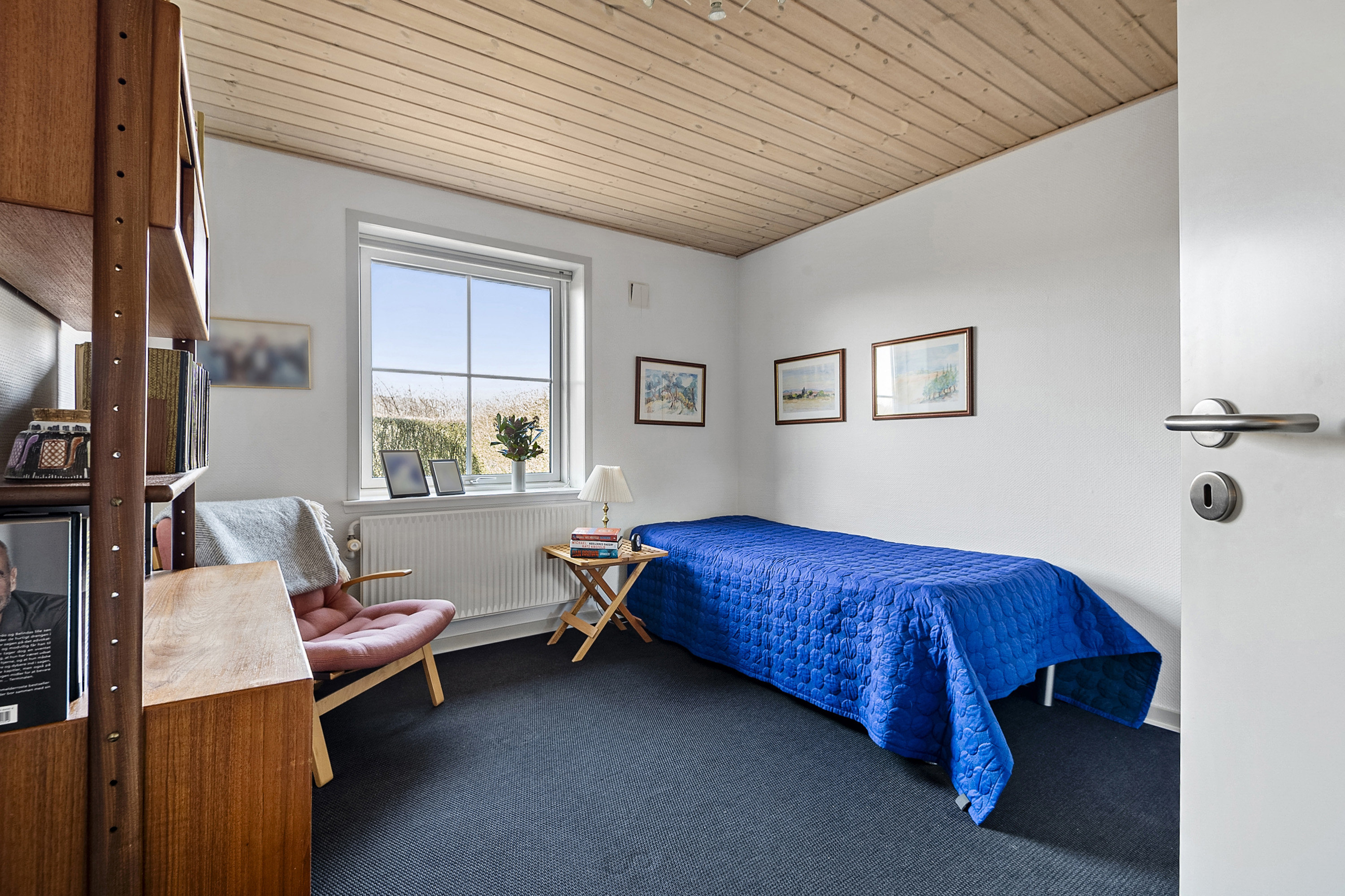 Fremhævet soveværelse billede i fuldskærmstilstand. Billede af Pinassen 44, 6710 Esbjerg V