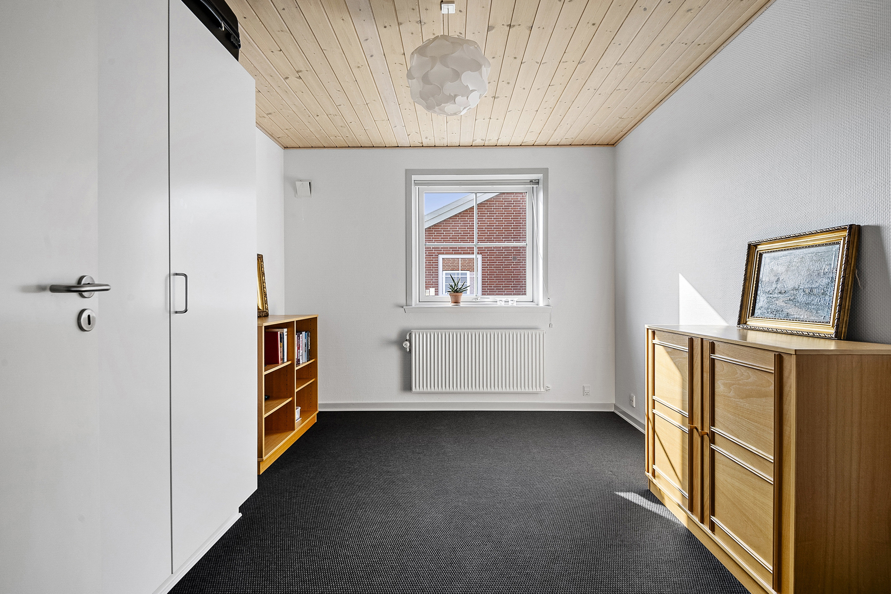 Fremhævet værelse billede i fuldskærmstilstand. Billede af Pinassen 44, 6710 Esbjerg V