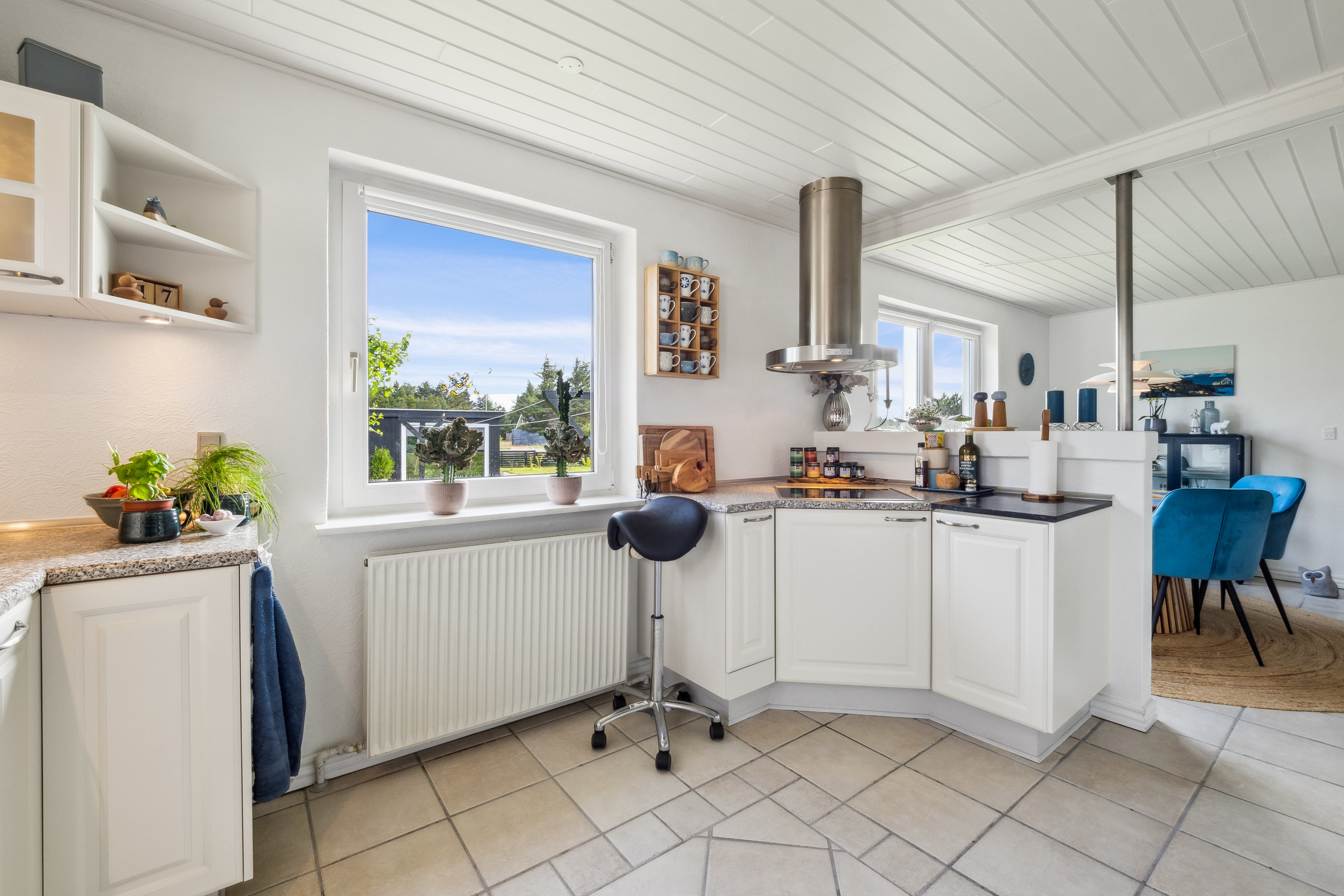 Fremhævet køkken billede i fuldskærmstilstand. Billede af Gravesensvej 11, Vorupør, 7700 Thisted