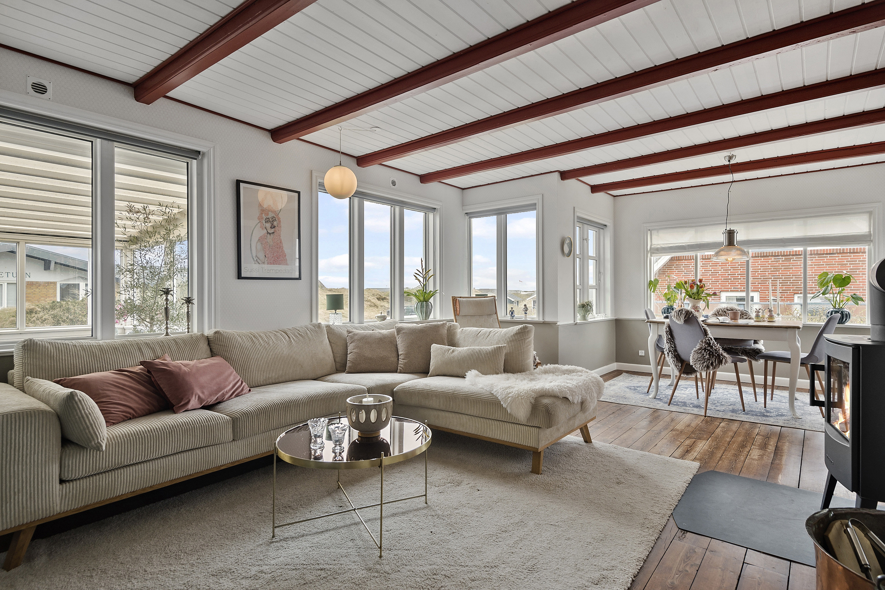 Fremhævet stue billede i fuldskærmstilstand. Billede af Helmvej 10, Rindby Strand, 6720 Fanø