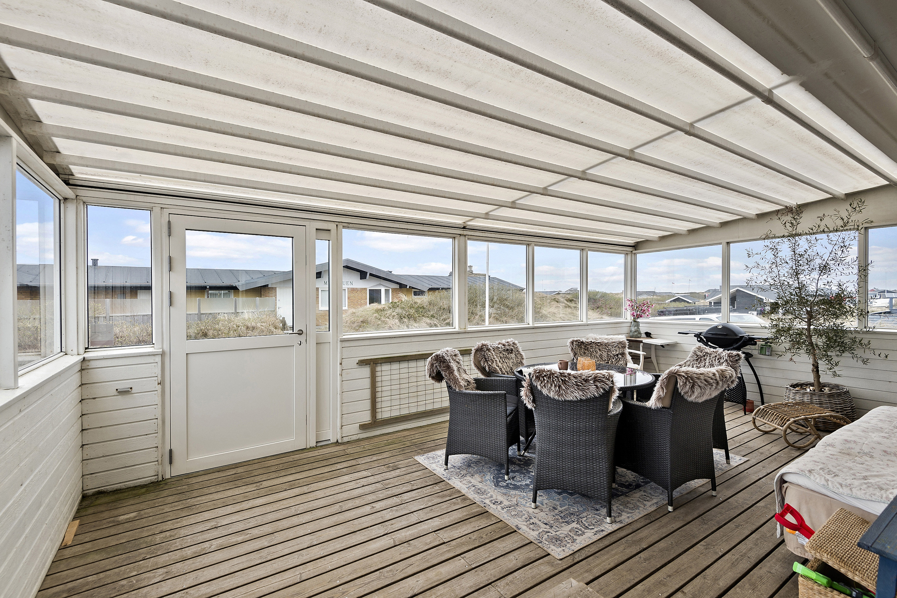 Fremhævet terrasse billede i fuldskærmstilstand. Billede af Helmvej 10, Rindby Strand, 6720 Fanø