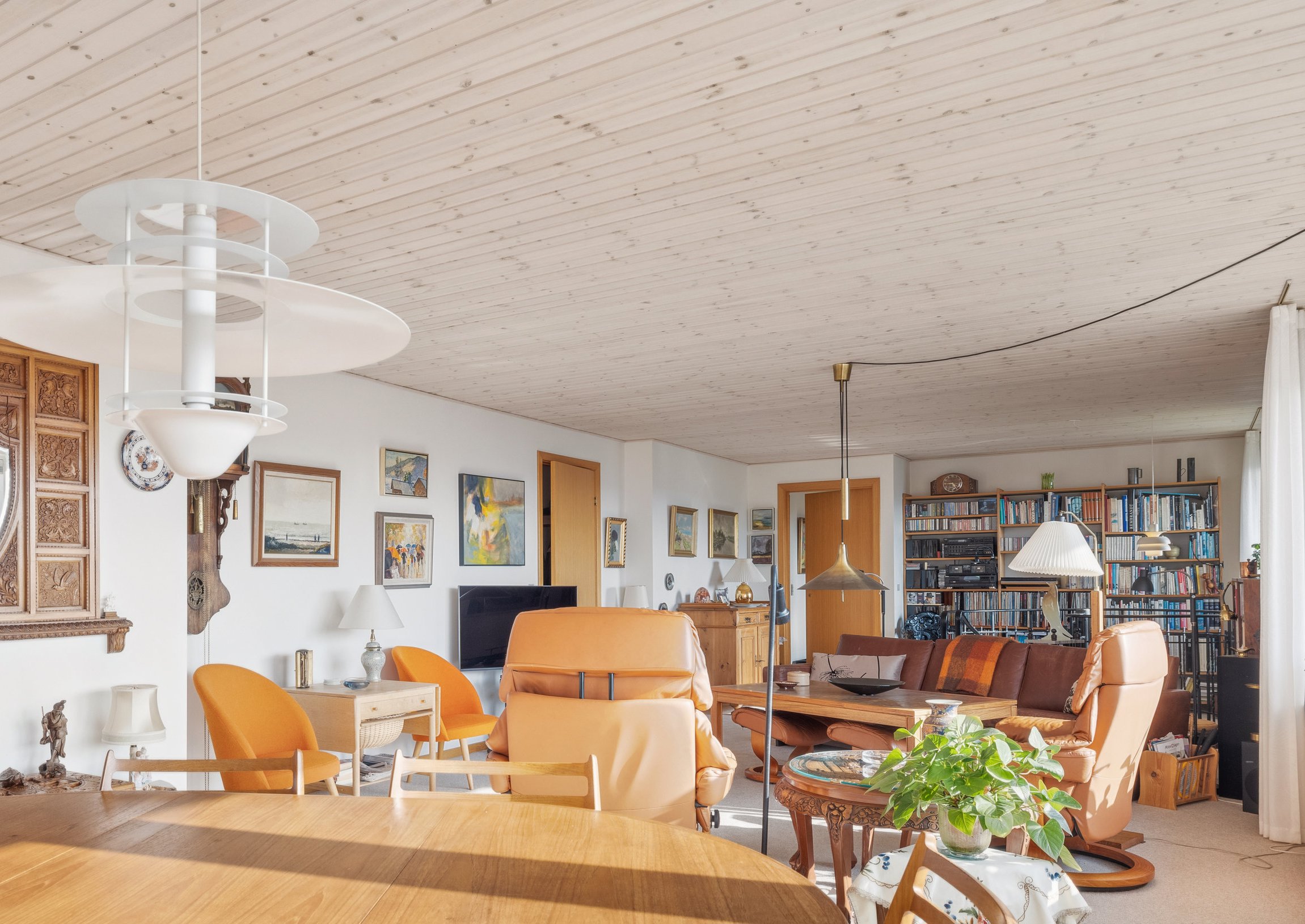 Fremhævet stue billede i fuldskærmstilstand. Billede af Meldgårdsvej 13, Rødding, 8830 Tjele