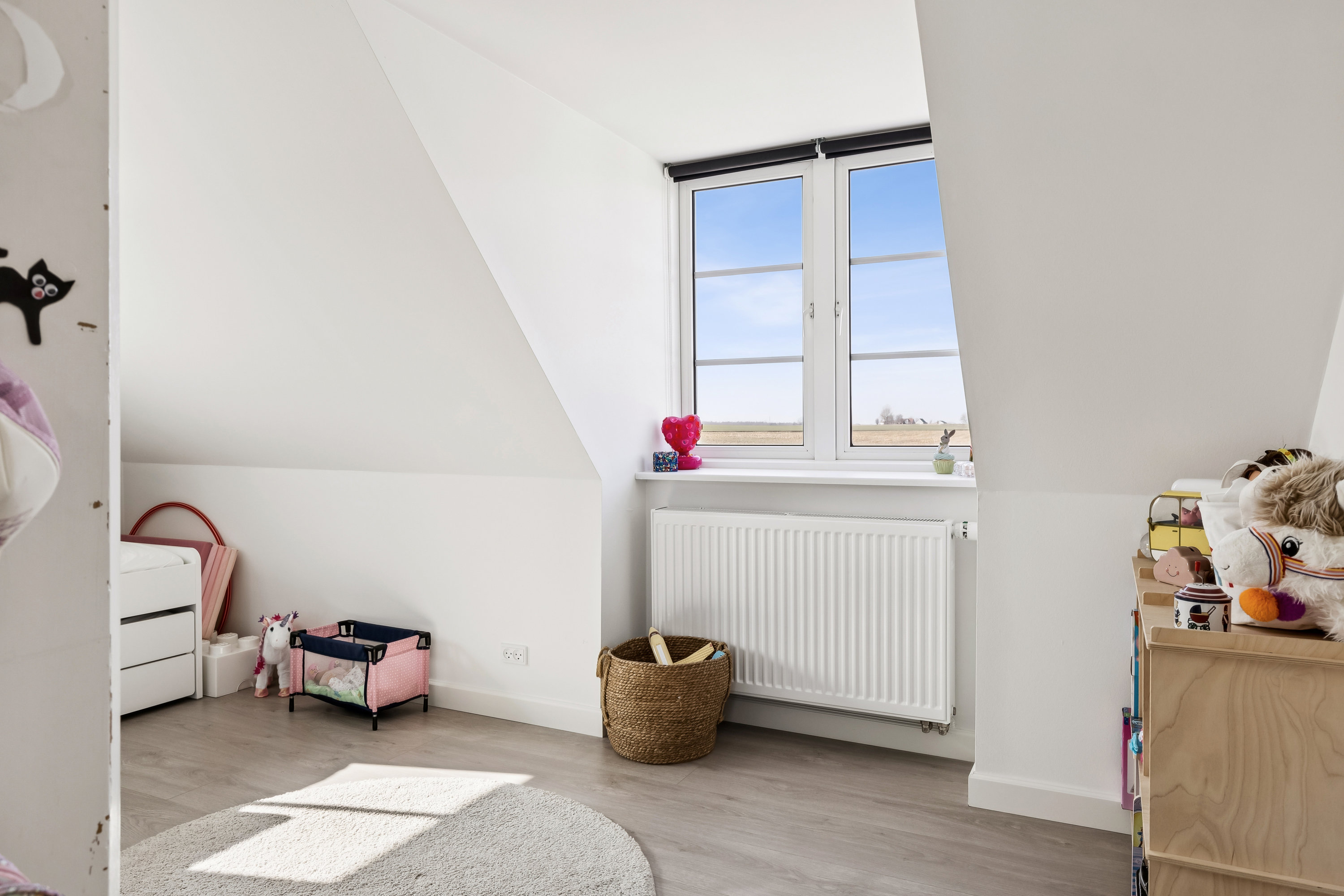 Fremhævet værelse billede i fuldskærmstilstand. Billede af Lundemarken 9, Sandby, 4520 Svinninge