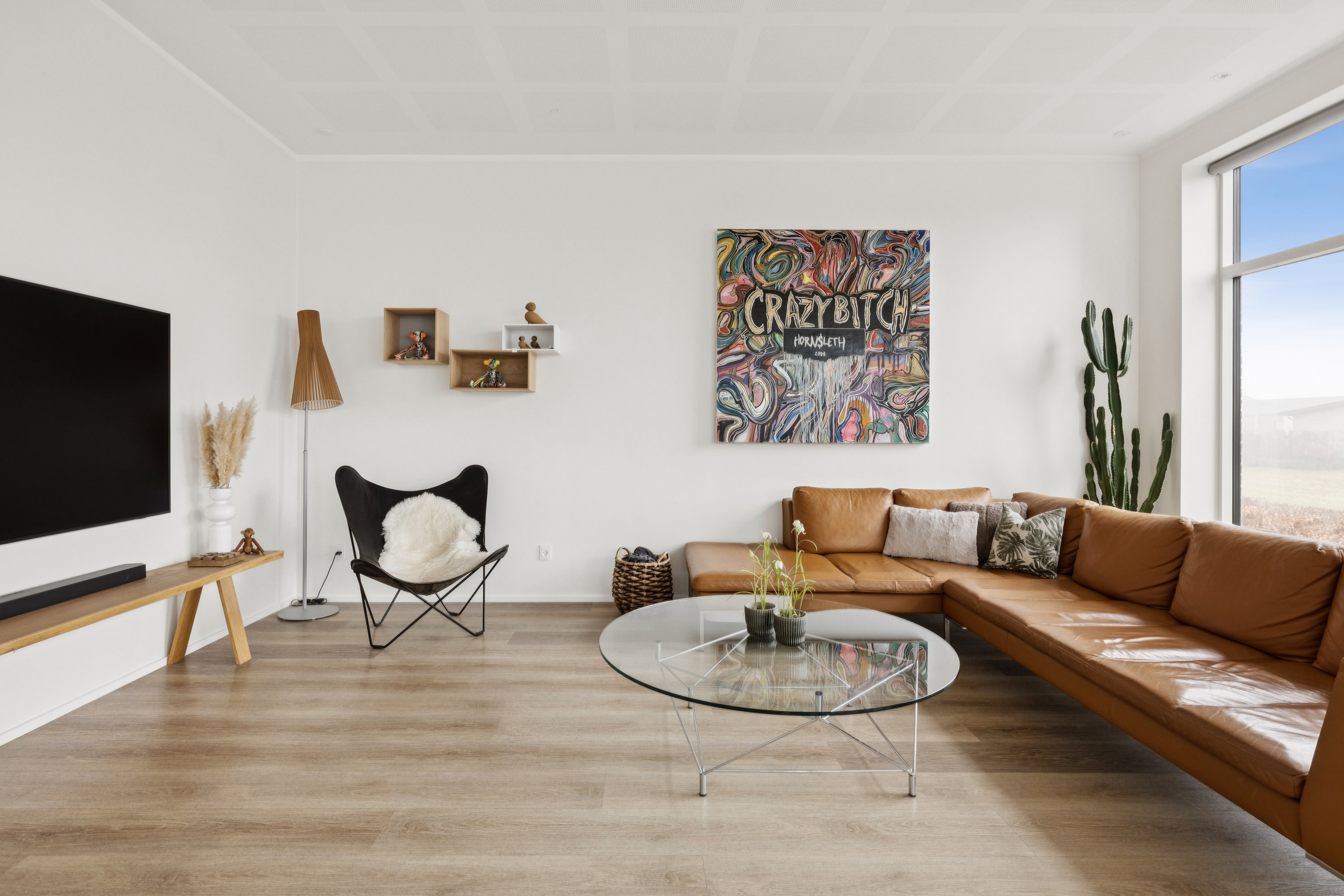 Fremhævet stue billede i fuldskærmstilstand. Billede af Svalelunden 25, 8800 Viborg