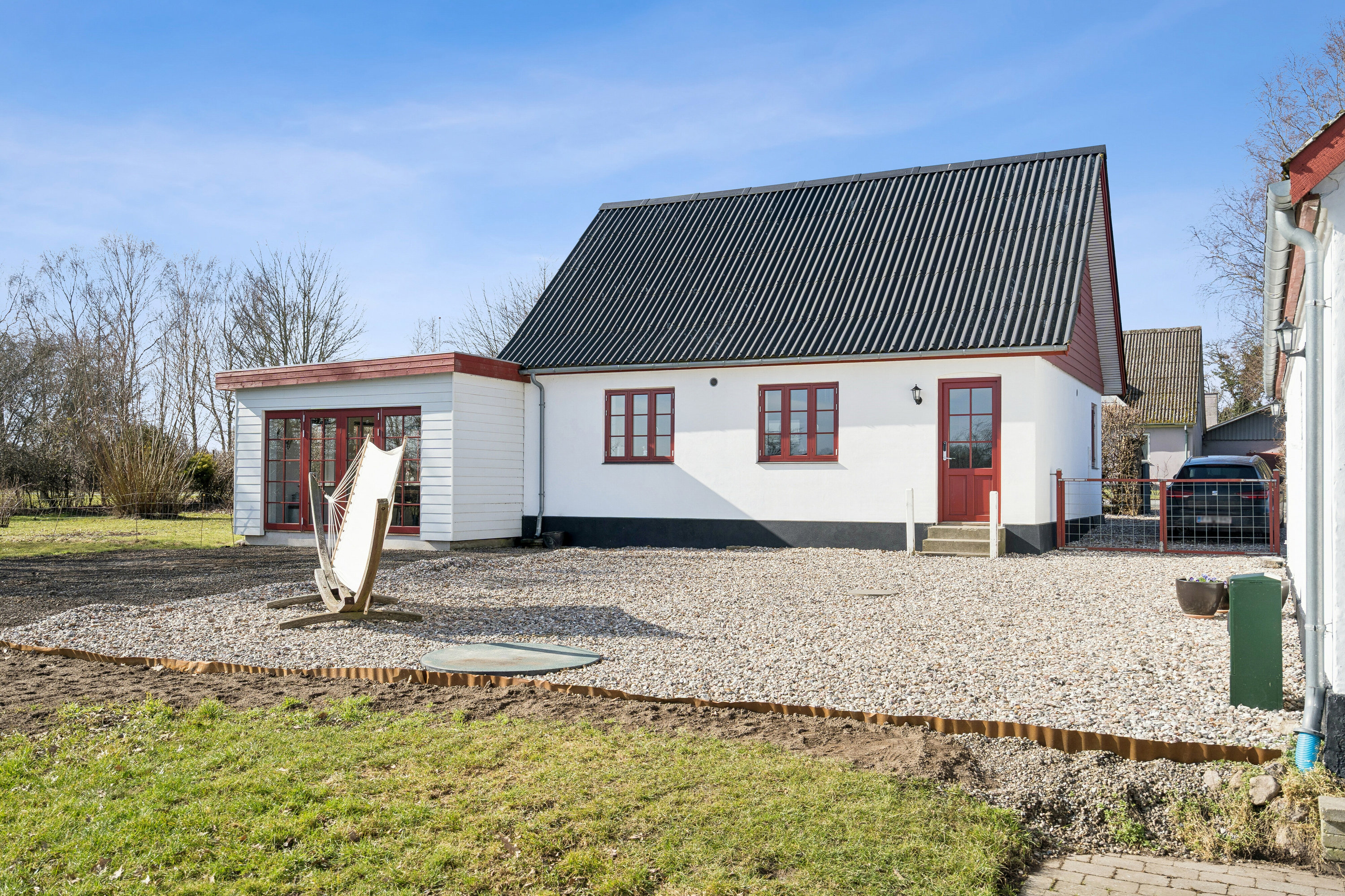 Fremhævet set fra haven billede i fuldskærmstilstand. Billede af Langetoftevej 17, Agerup, 4700 Næstved