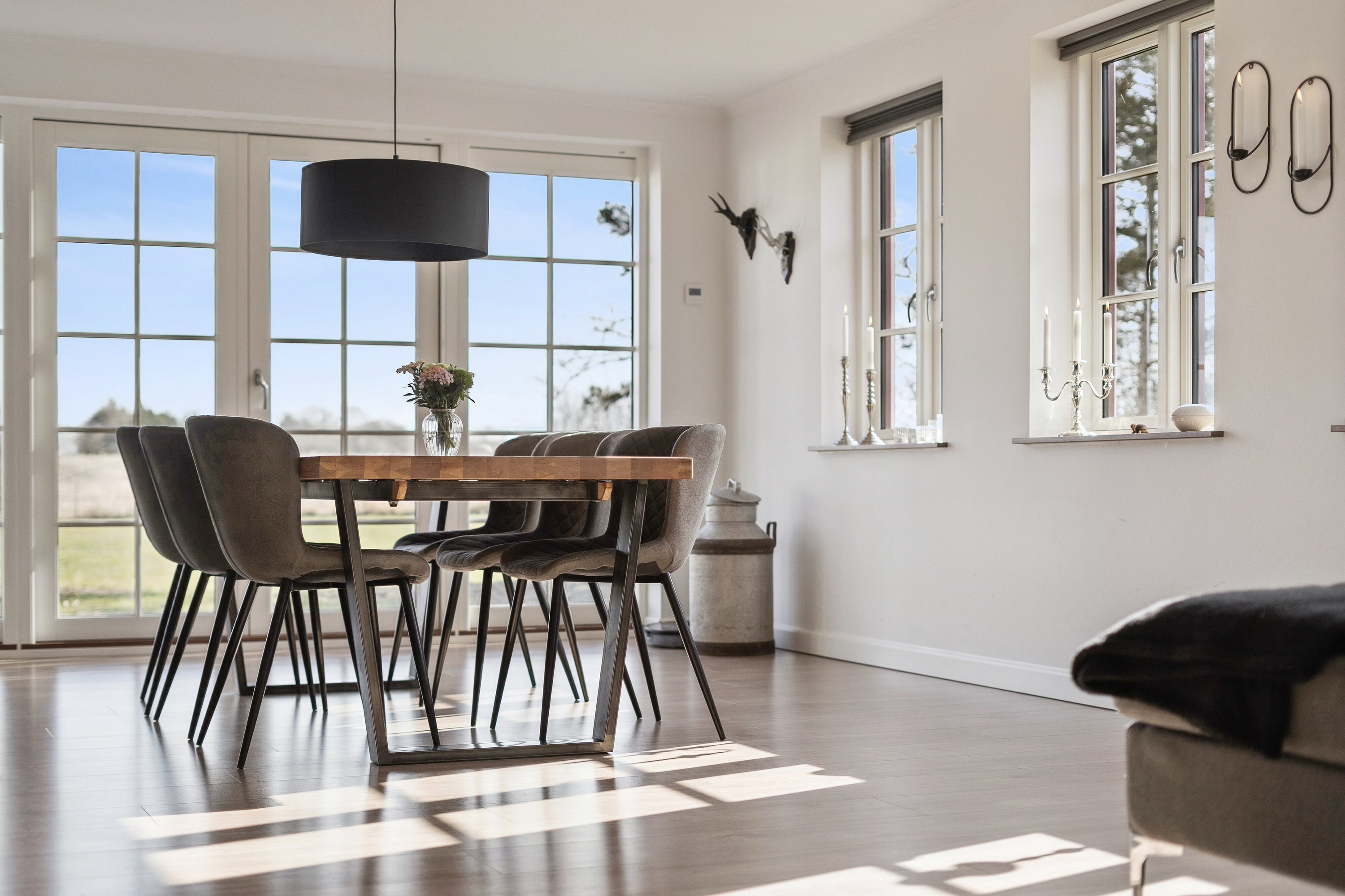 Fremhævet spisestue billede i fuldskærmstilstand. Billede af Langetoftevej 17, Agerup, 4700 Næstved