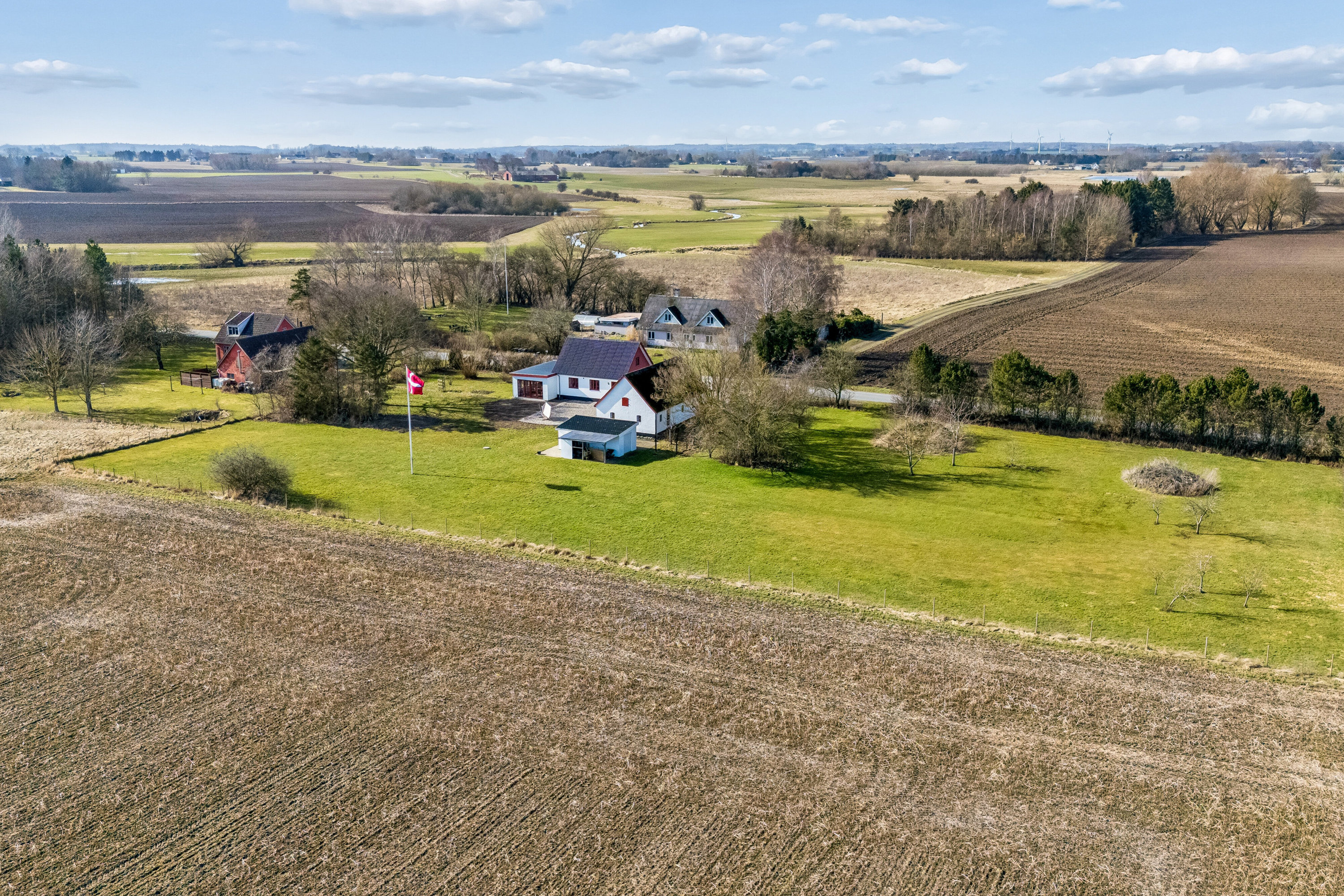 Fremhævet luftfoto billede i fuldskærmstilstand. Billede af Langetoftevej 17, Agerup, 4700 Næstved