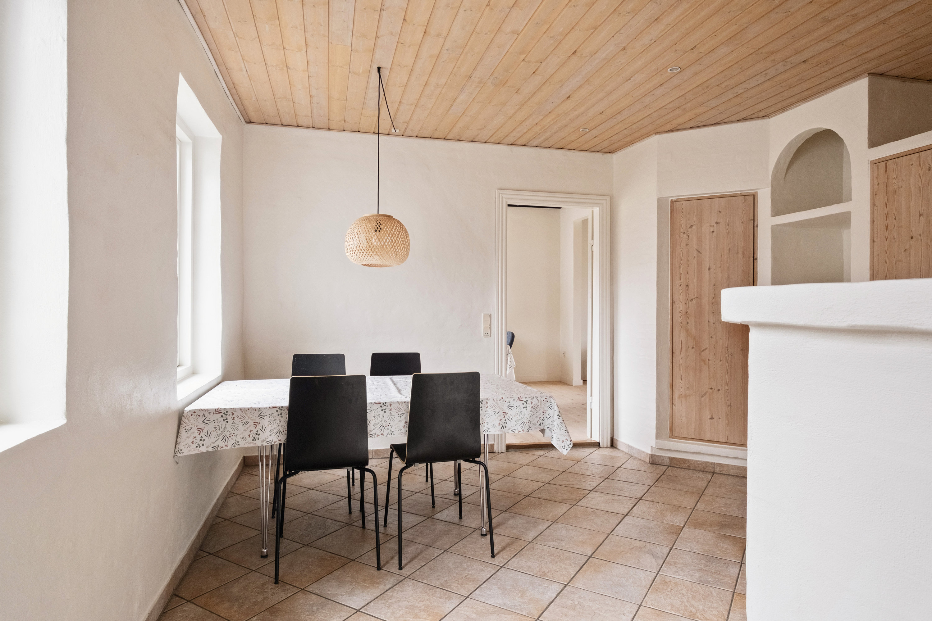 Fremhævet stue billede i fuldskærmstilstand. Billede af Vindblæsvej 39, 9670 Løgstør