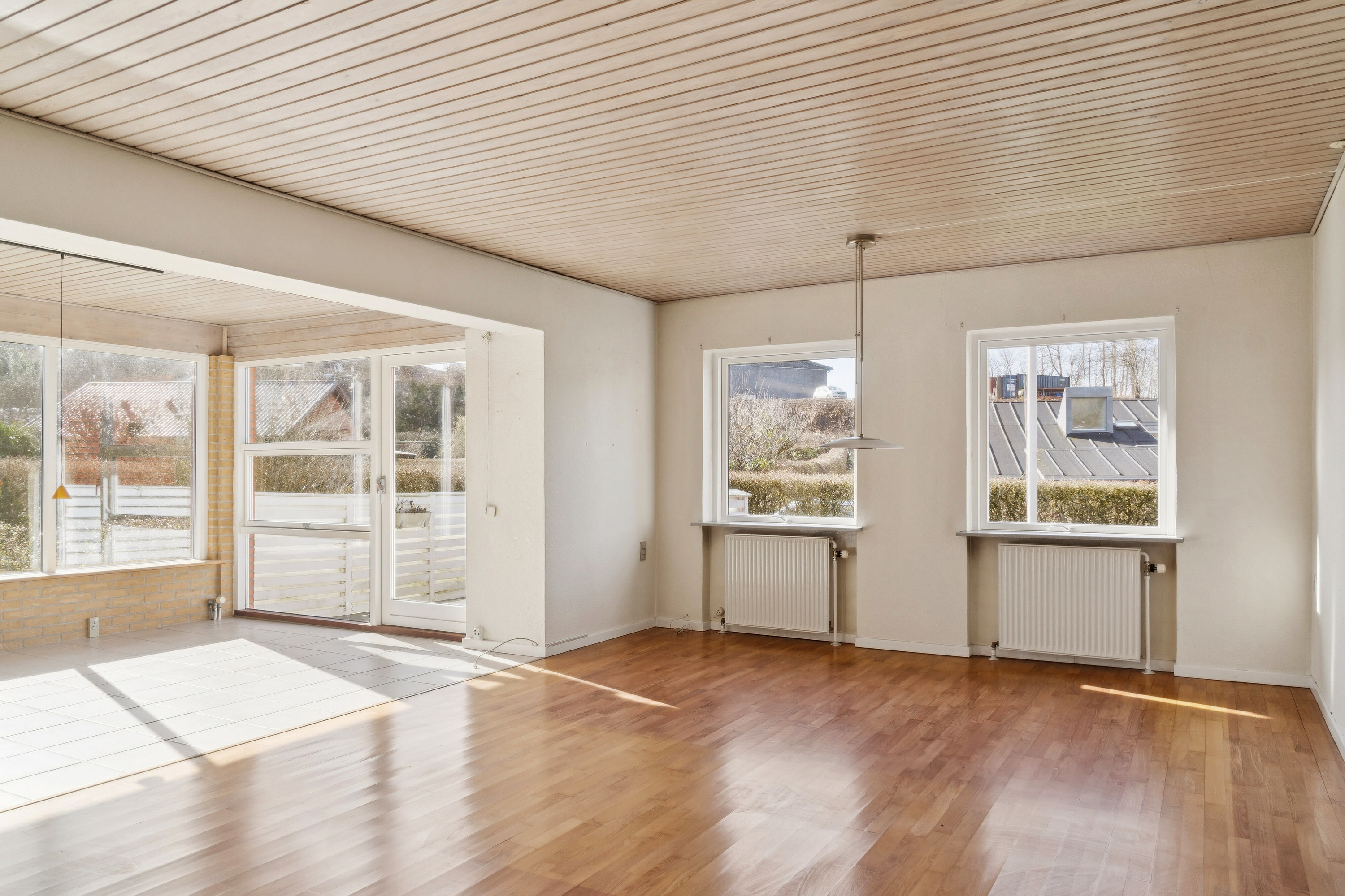 Fremhævet stue billede i fuldskærmstilstand. Billede af Voldgårdsvej 8, 8270 Højbjerg