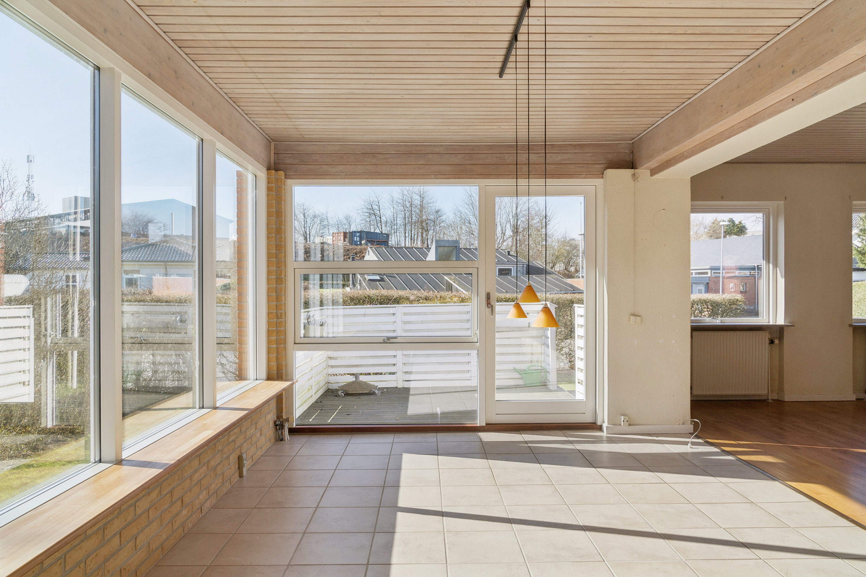 Fremhævet udestue billede i fuldskærmstilstand. Billede af Voldgårdsvej 8, 8270 Højbjerg