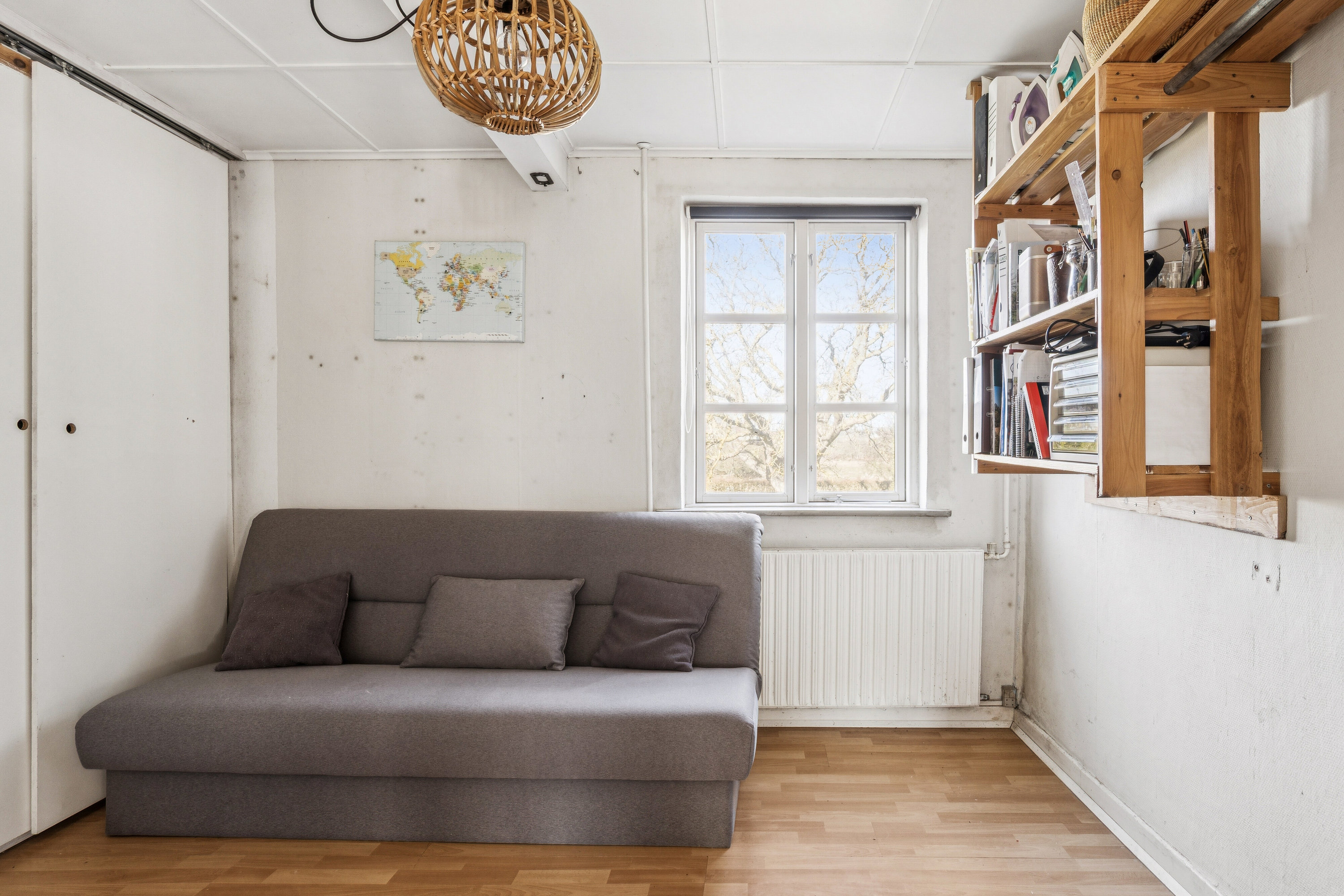 Fremhævet værelse billede i fuldskærmstilstand. Billede af Rønnevej 118, Nylars, 3700 Rønne