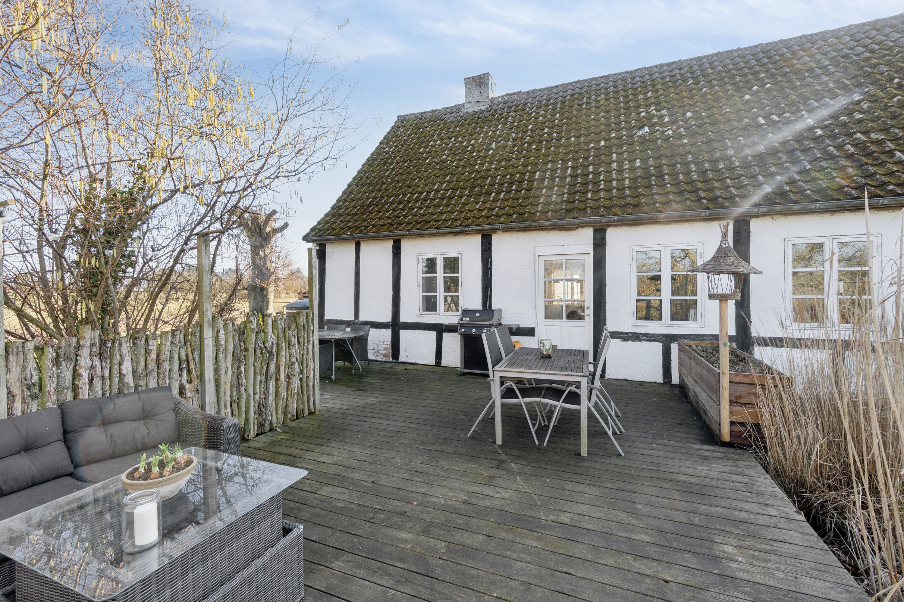 Fremhævet udendørs billede i fuldskærmstilstand. Billede af Rønnevej 118, Nylars, 3700 Rønne