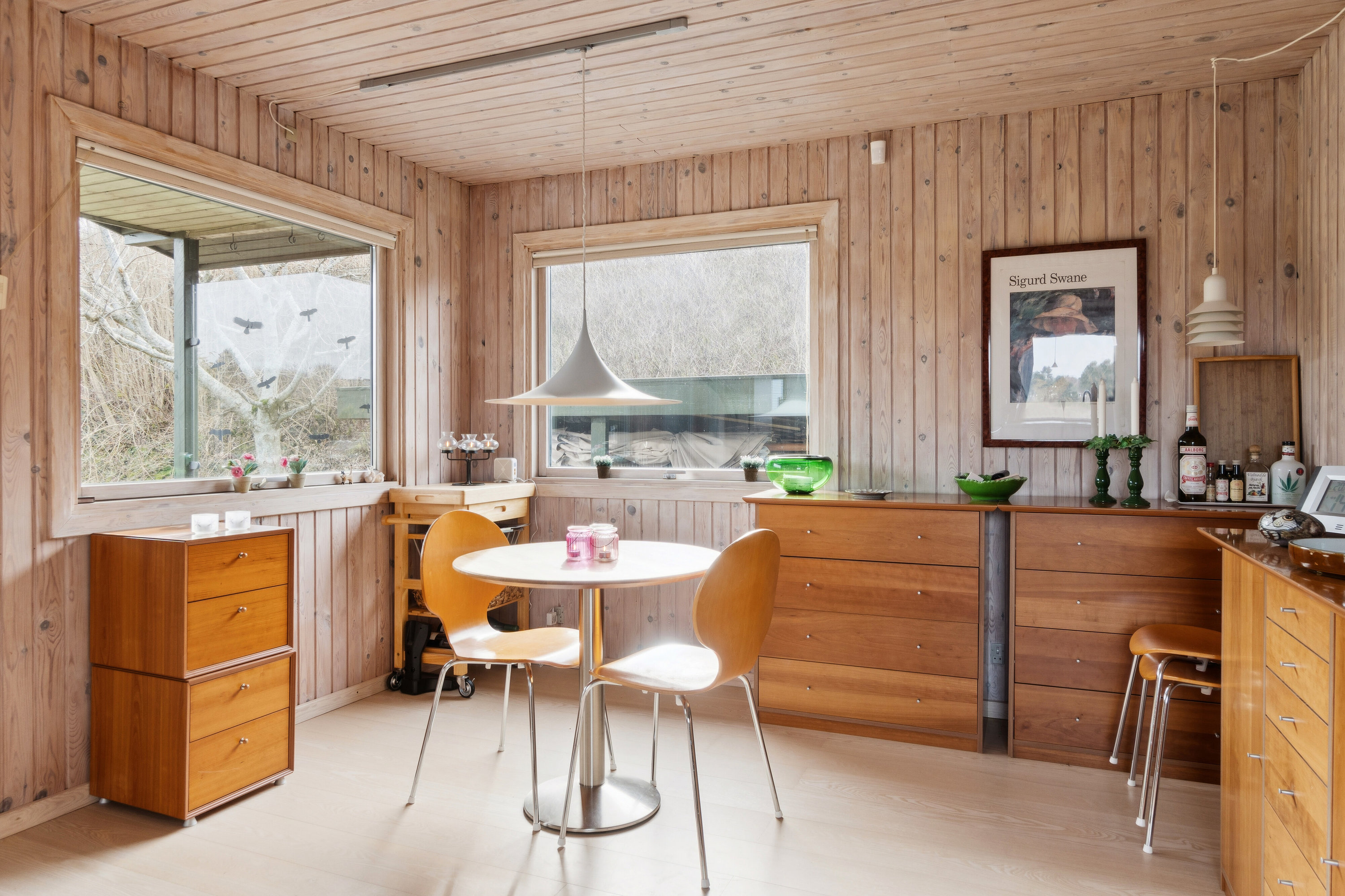 Fremhævet spisestue billede i fuldskærmstilstand. Billede af Varhøj 15, Veddinge, 4540 Fårevejle