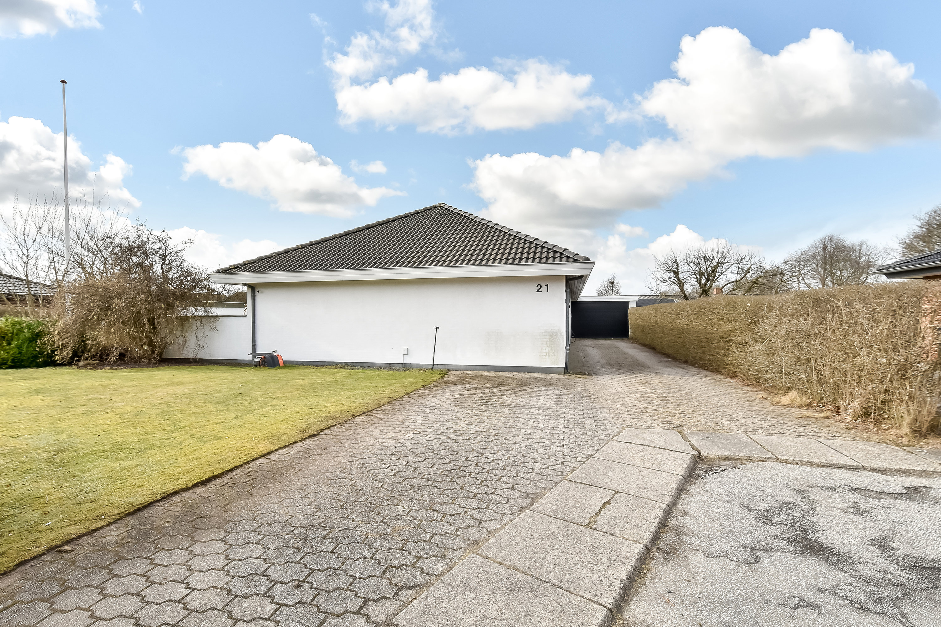 Fremhævet ejendommen billede i fuldskærmstilstand. Billede af Ydertoften 21, Lind, 7400 Herning