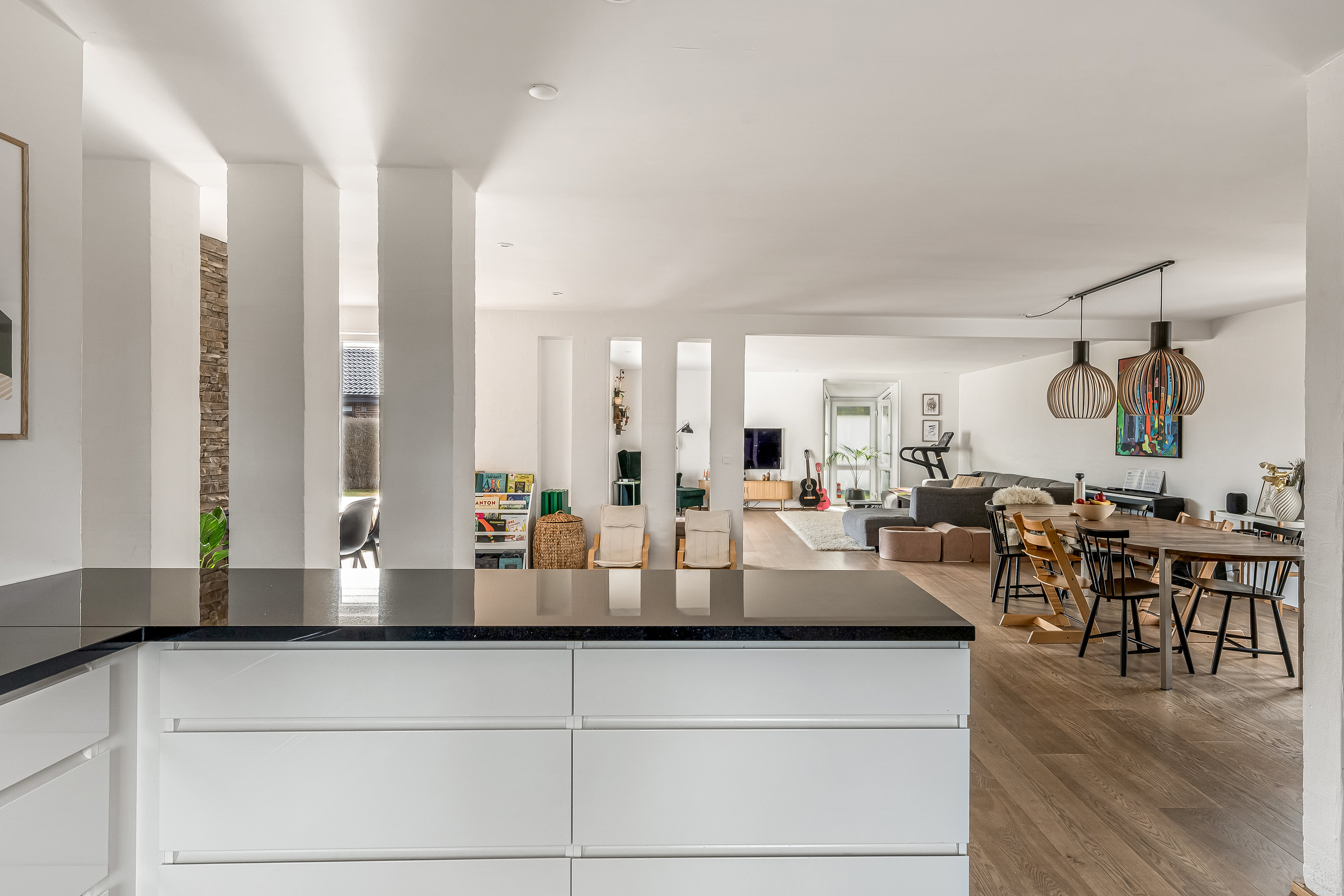 Fremhævet køkken alrum billede i fuldskærmstilstand. Billede af Ydertoften 21, Lind, 7400 Herning