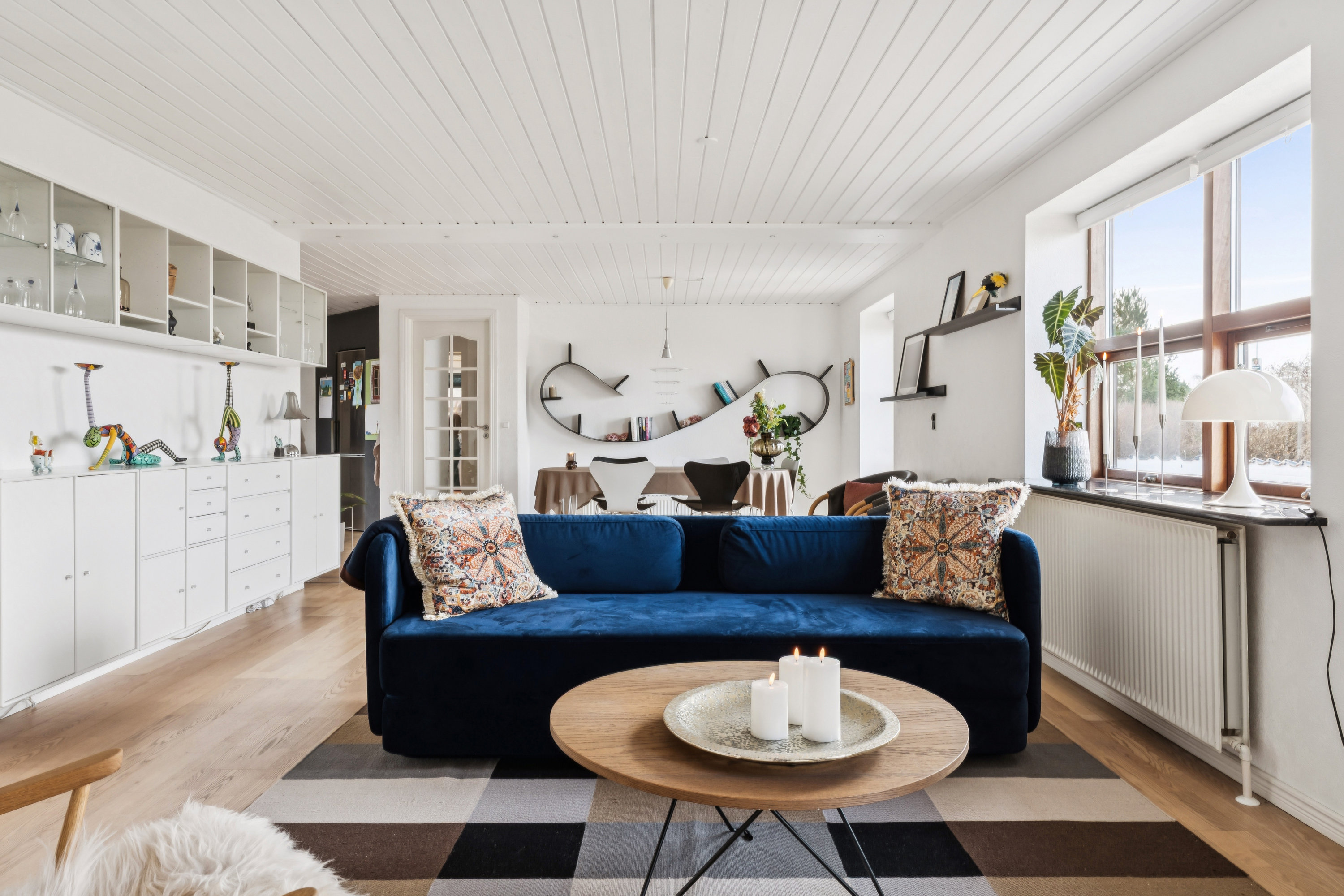 Fremhævet stue billede i fuldskærmstilstand. Billede af Nielsmindevej 21, Gug, 9210 Aalborg SØ