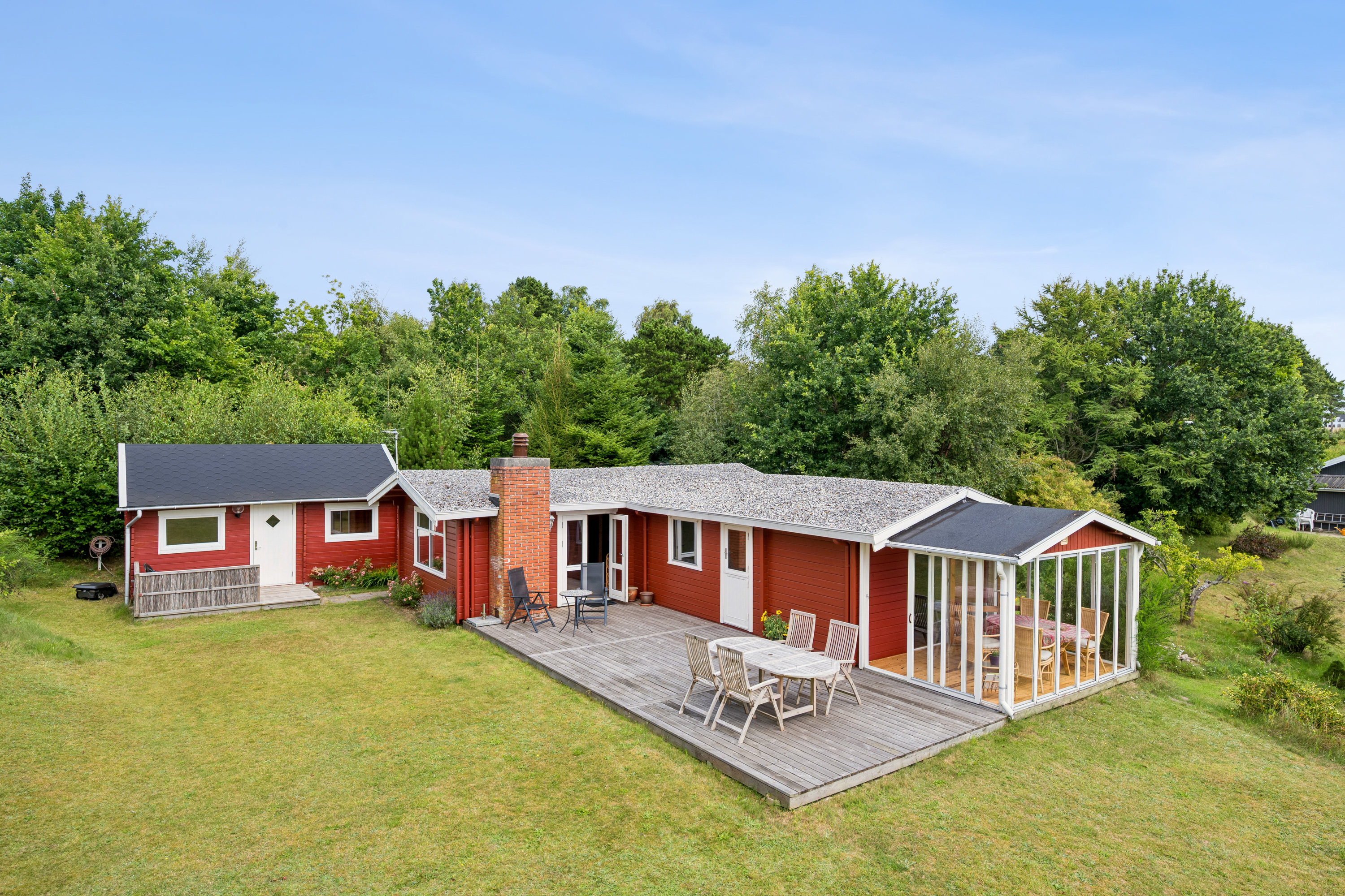 Fremhævet ejendom 1 billede i fuldskærmstilstand. Billede af Brinken 12, Fejrup Strand, 8420 Knebel