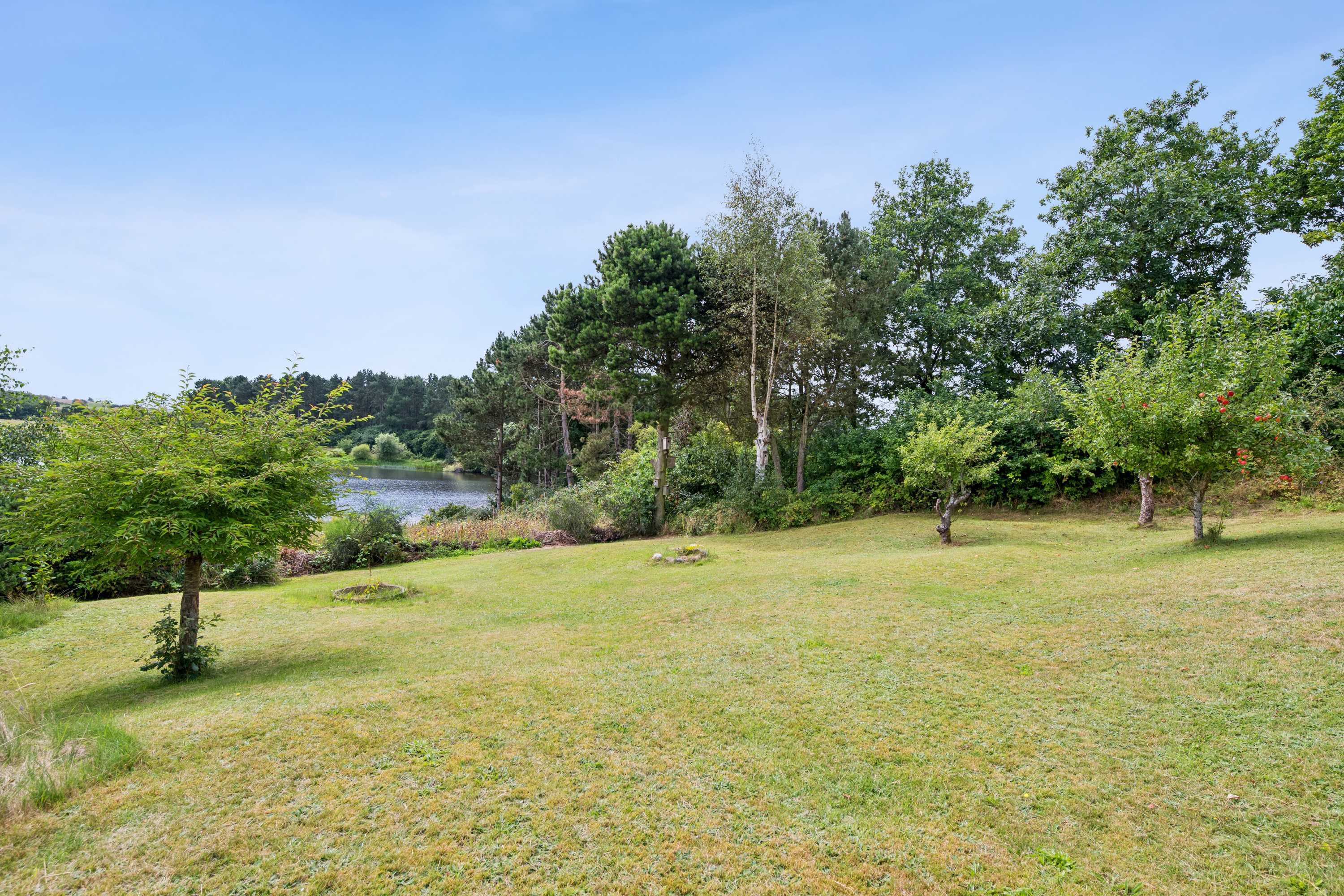 Fremhævet omgivelser billede i fuldskærmstilstand. Billede af Brinken 12, Fejrup Strand, 8420 Knebel