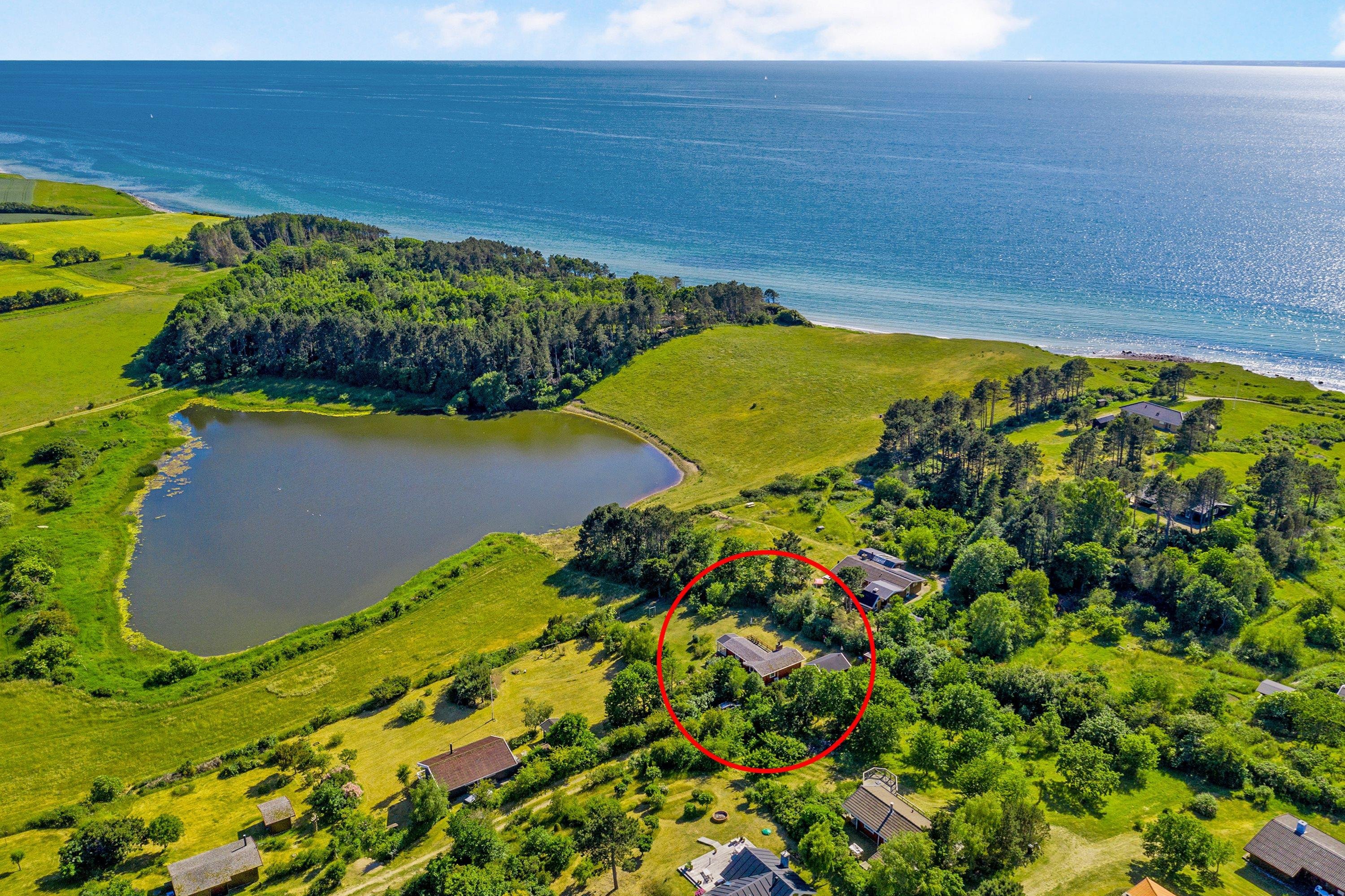 Brinken 12, Fejrup Strand, 8420 Knebel