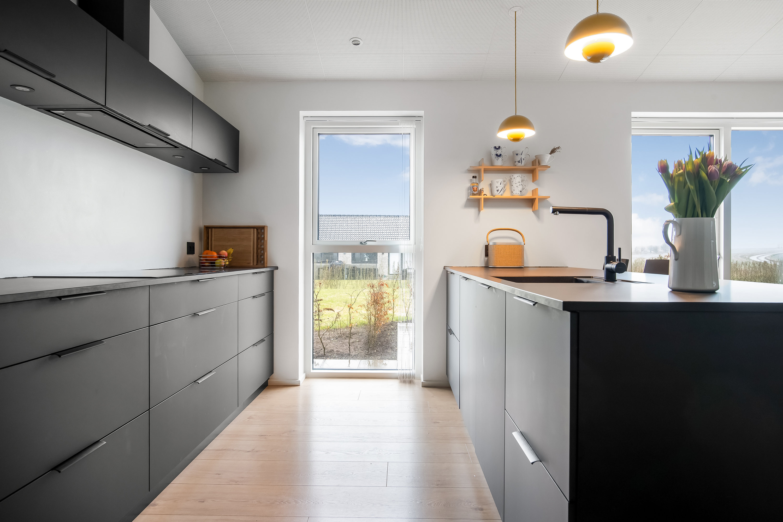 Fremhævet køkken billede i fuldskærmstilstand. Billede af Vægten 19, Mejrup, 7500 Holstebro