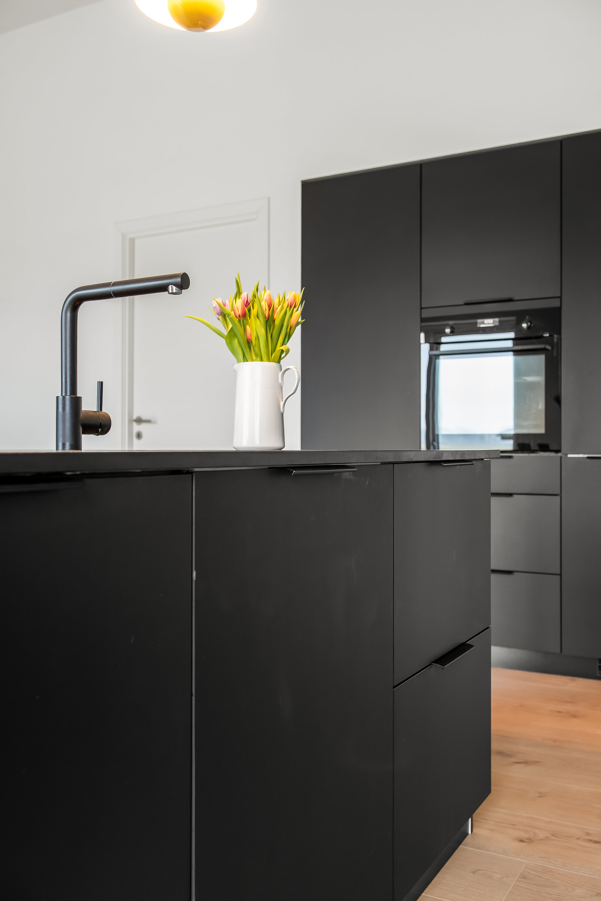 Fremhævet køkken billede i fuldskærmstilstand. Billede af Vægten 19, Mejrup, 7500 Holstebro