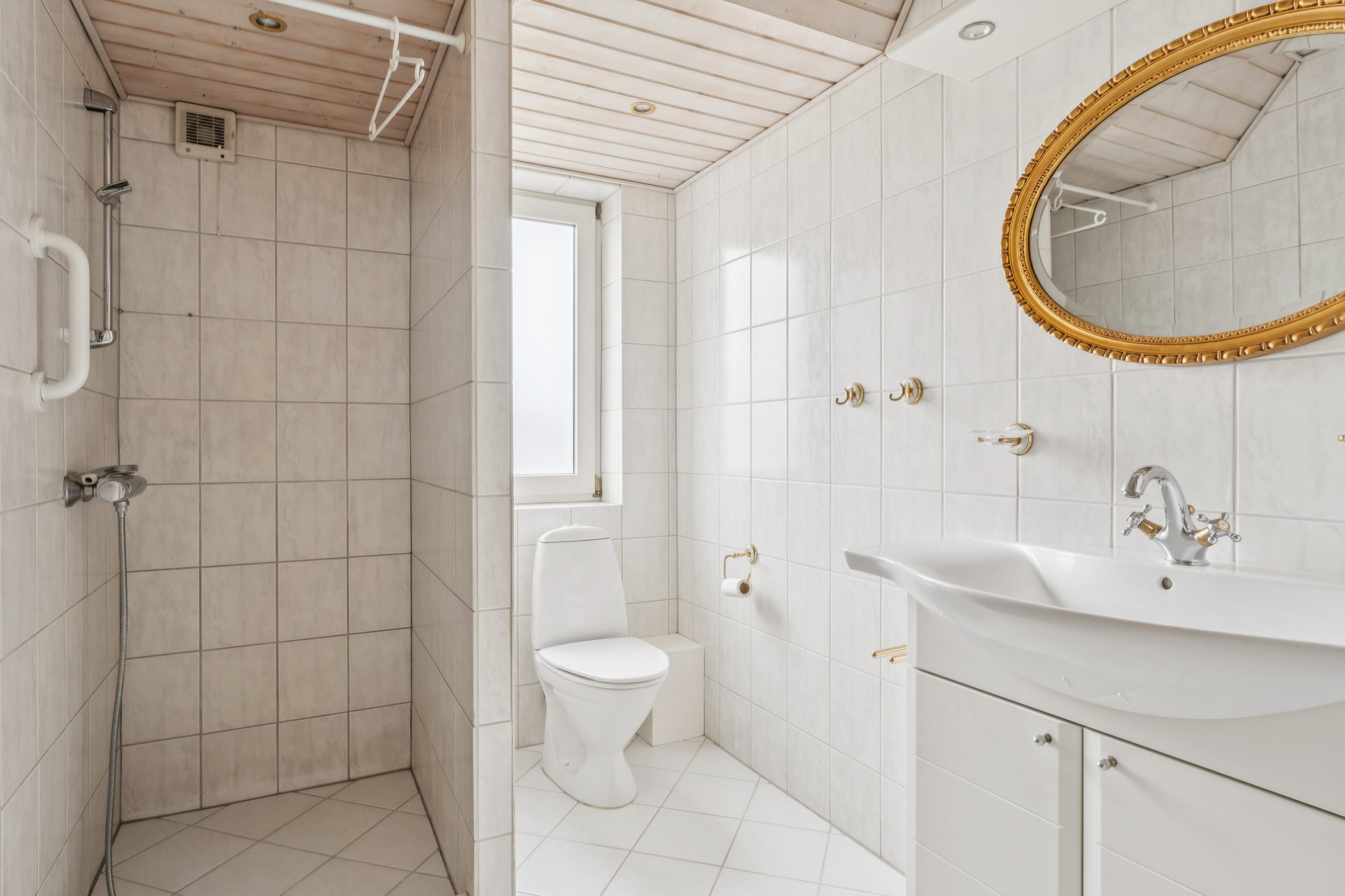 Fremhævet badeværelse billede i fuldskærmstilstand. Billede af Ny Kærvej 17A, 9000 Aalborg