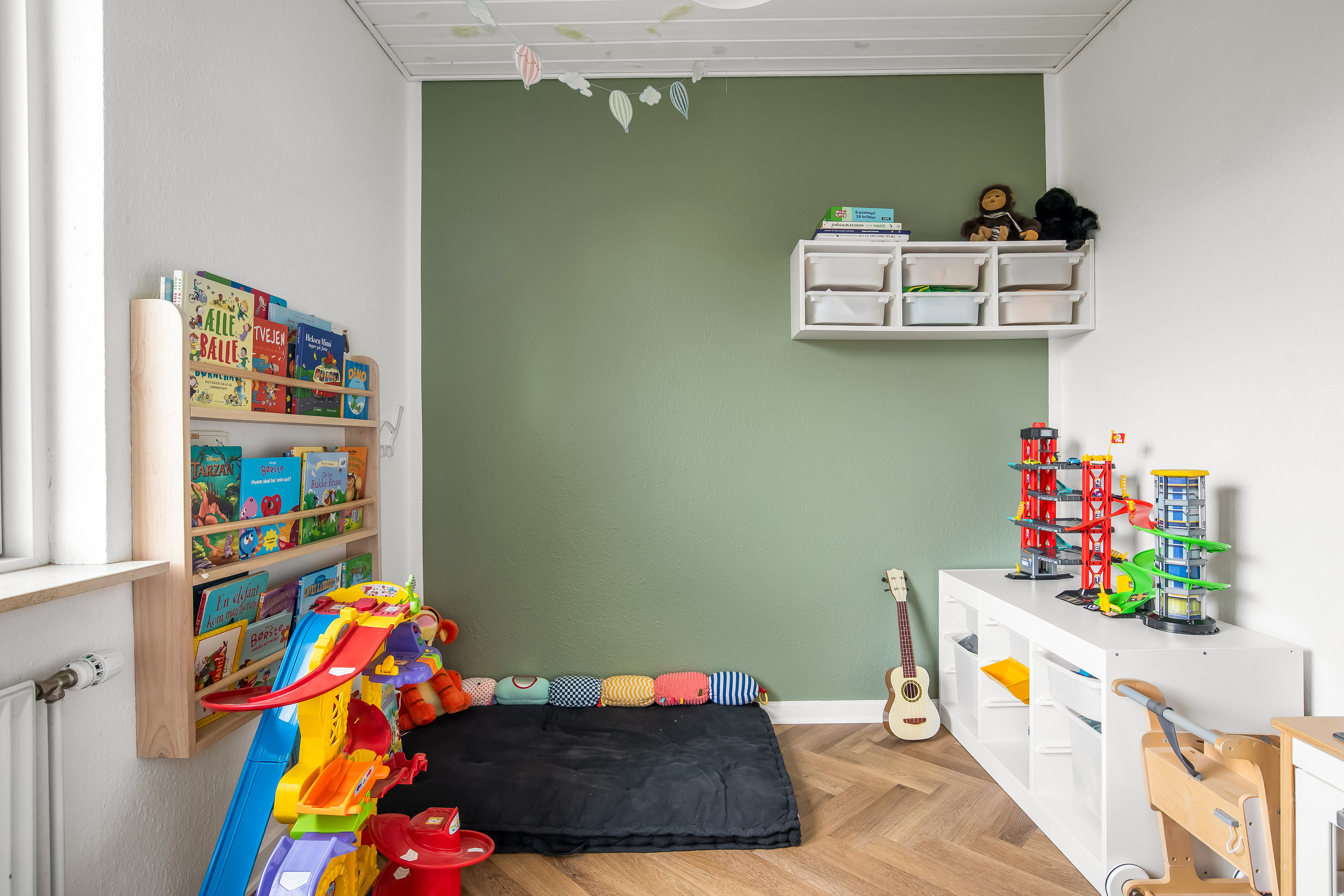 Fremhævet værelse billede i fuldskærmstilstand. Billede af H.Drachmanns Vej 40, 7500 Holstebro