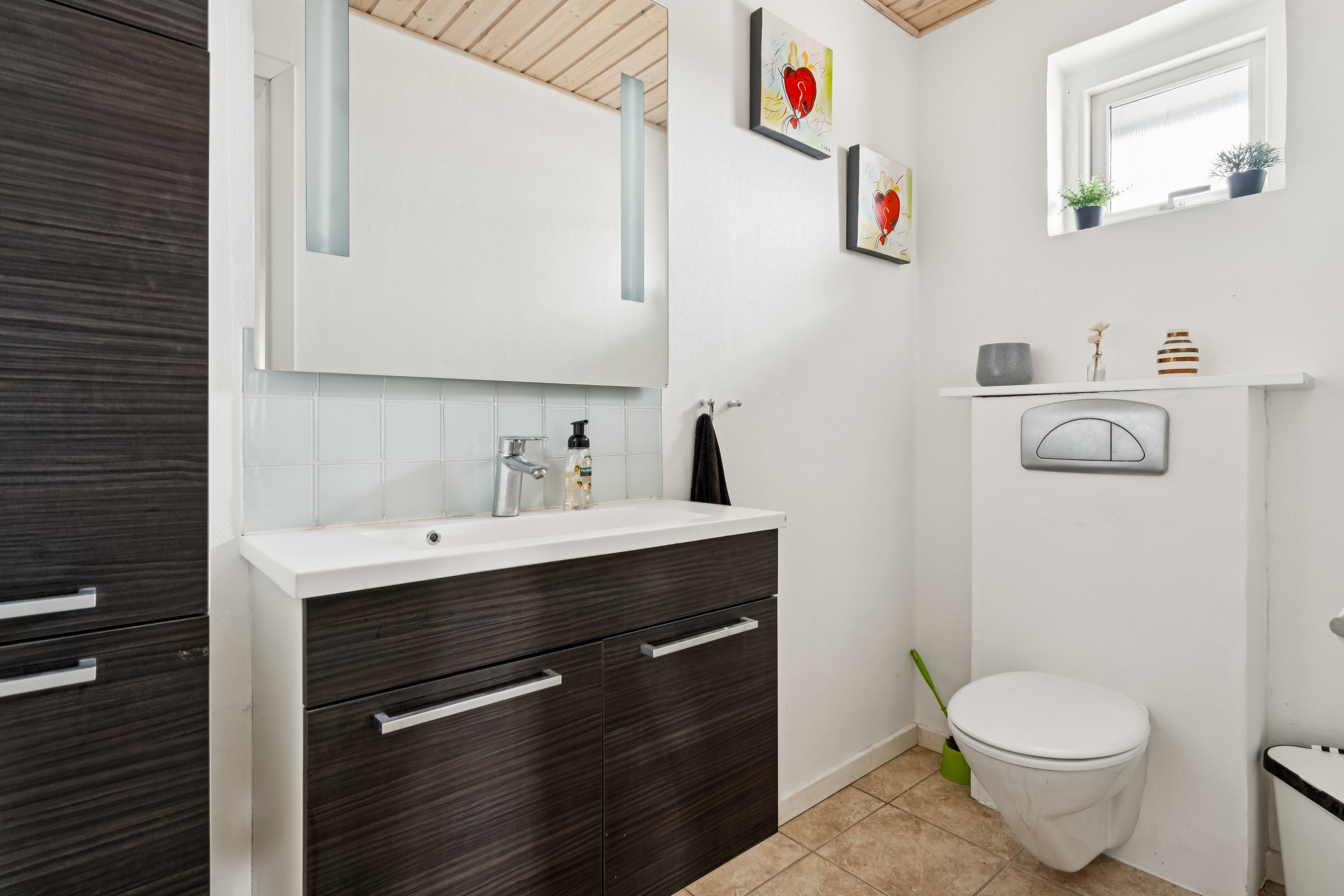 Fremhævet badeværelse billede i fuldskærmstilstand. Billede af Ærenprisvej 6, 9230 Svenstrup J