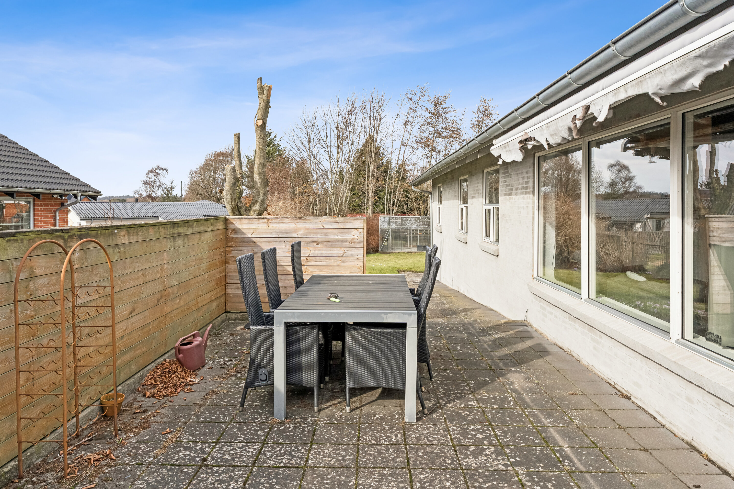 Fremhævet terrasse billede i fuldskærmstilstand. Billede af Ærenprisvej 6, 9230 Svenstrup J