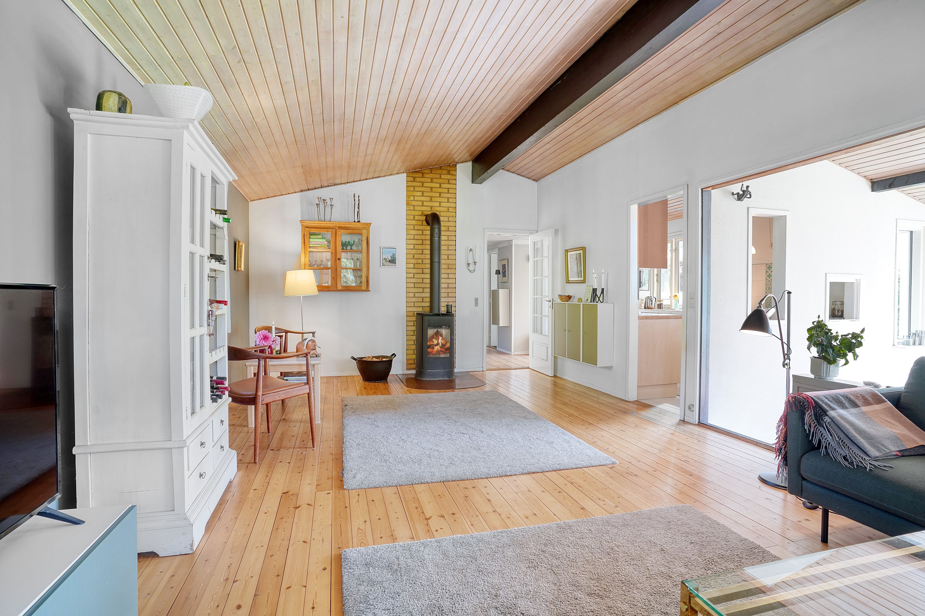 Fremhævet entré billede i fuldskærmstilstand. Billede af Toftemosevej 37, 3100 Hornbæk