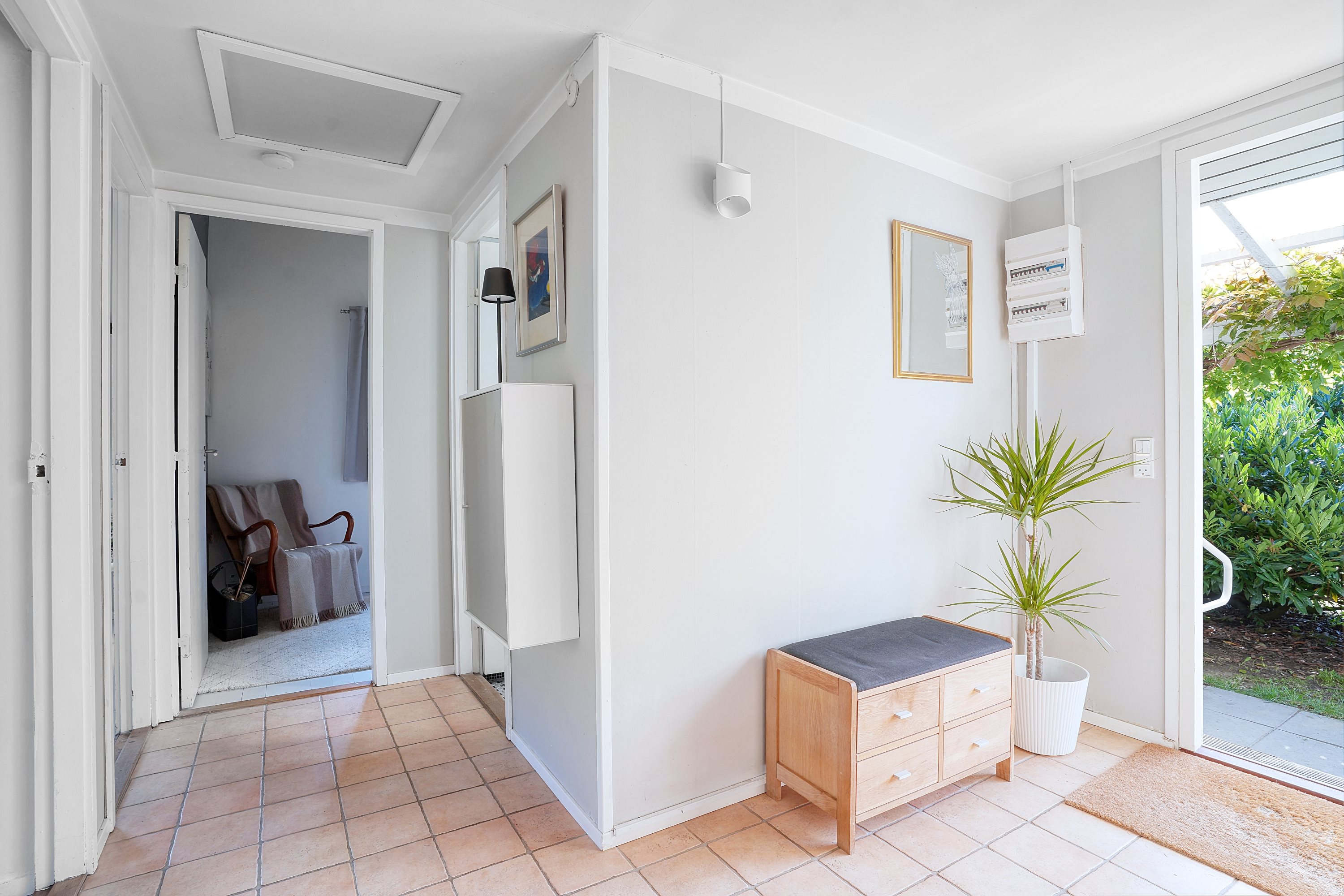 Fremhævet entré billede i fuldskærmstilstand. Billede af Toftemosevej 37, 3100 Hornbæk