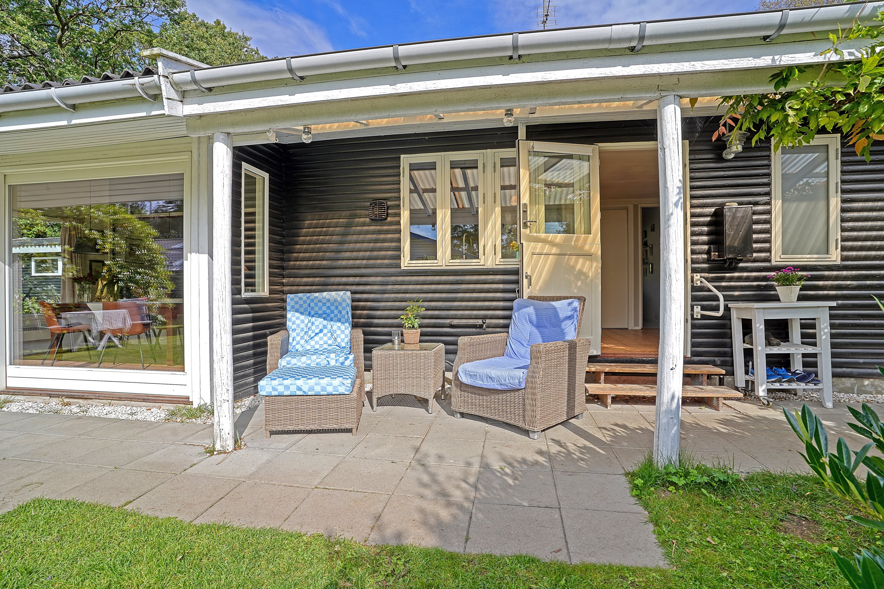 Fremhævet terrasse billede i fuldskærmstilstand. Billede af Toftemosevej 37, 3100 Hornbæk