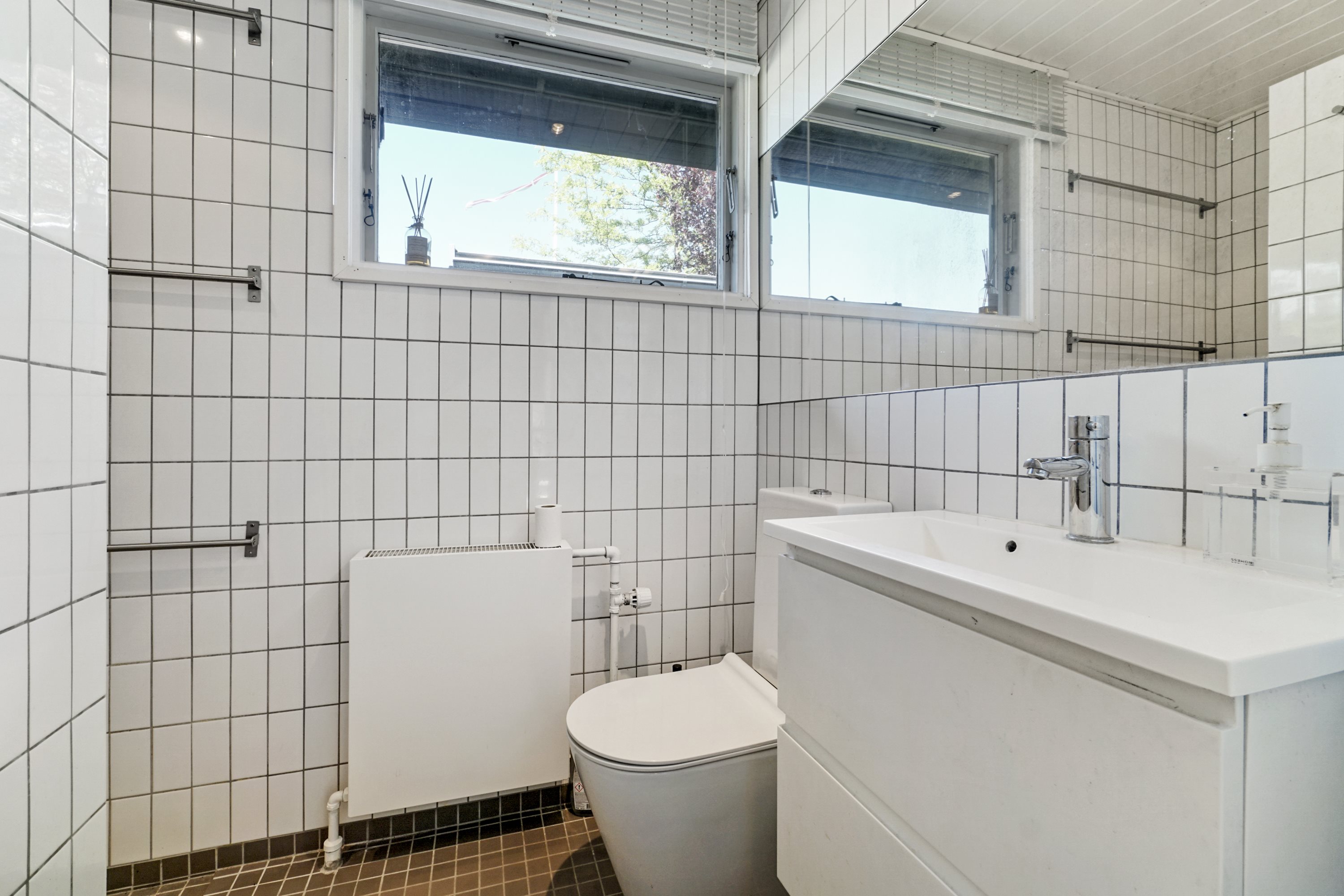 Fremhævet badeværelse billede i fuldskærmstilstand. Billede af Dyndsagervej 4, 2750 Ballerup