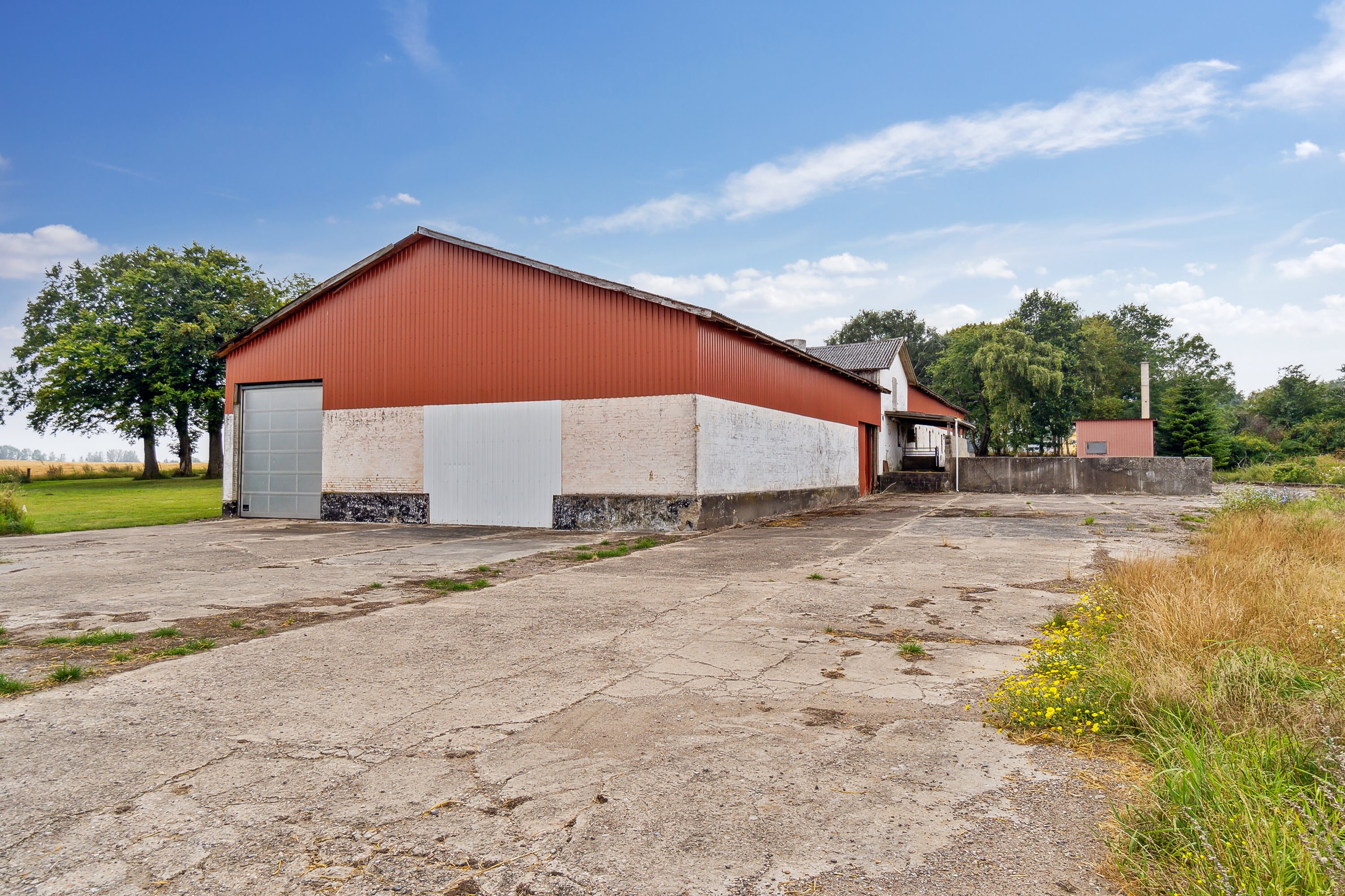 Fremhævet set fra haven billede i fuldskærmstilstand. Billede af Kragerupgårdsvej 23, Tjørnelunde, 4270 Høng