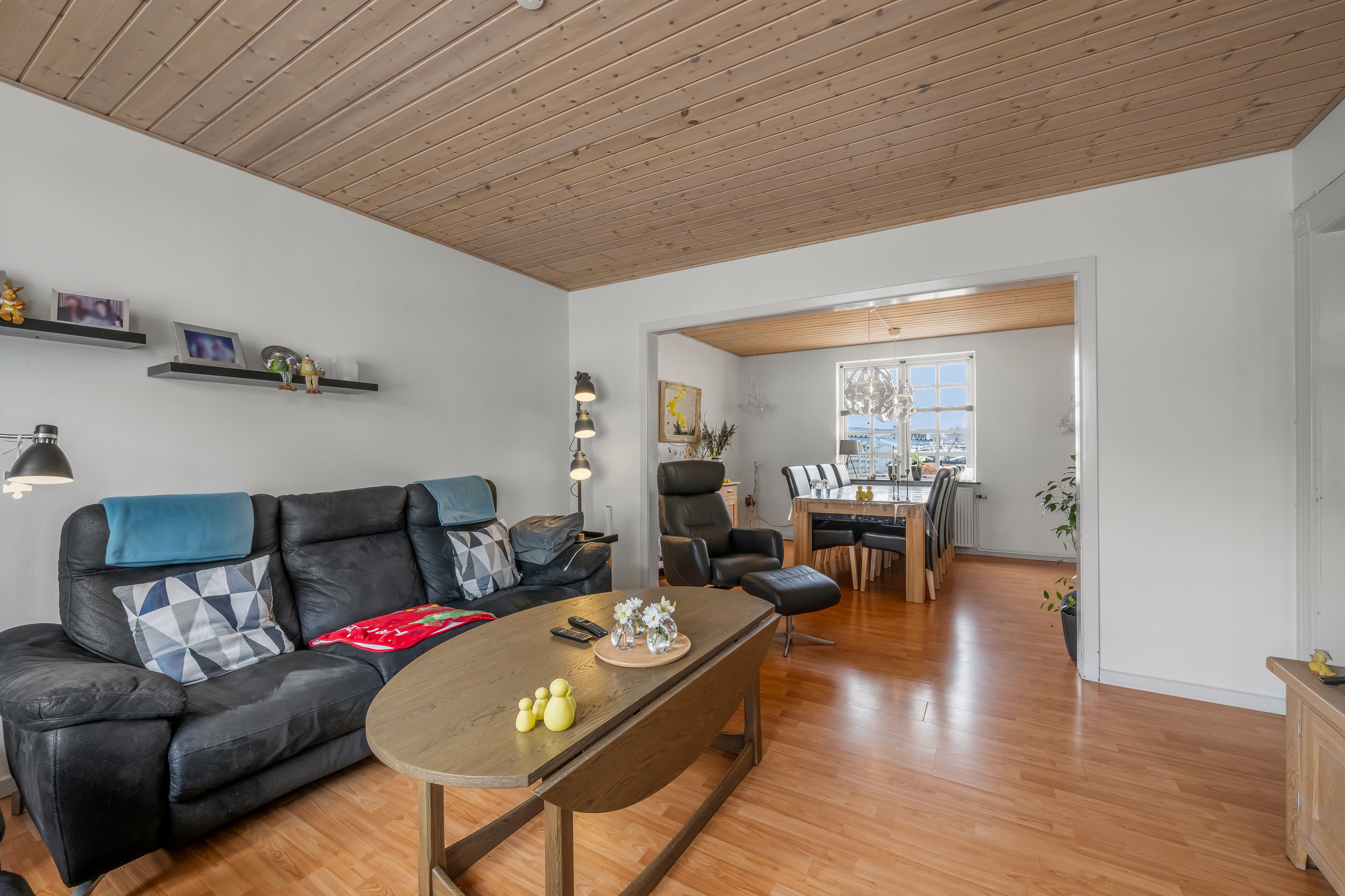 Fremhævet stue billede i fuldskærmstilstand. Billede af Storegade 48, 6880 Tarm