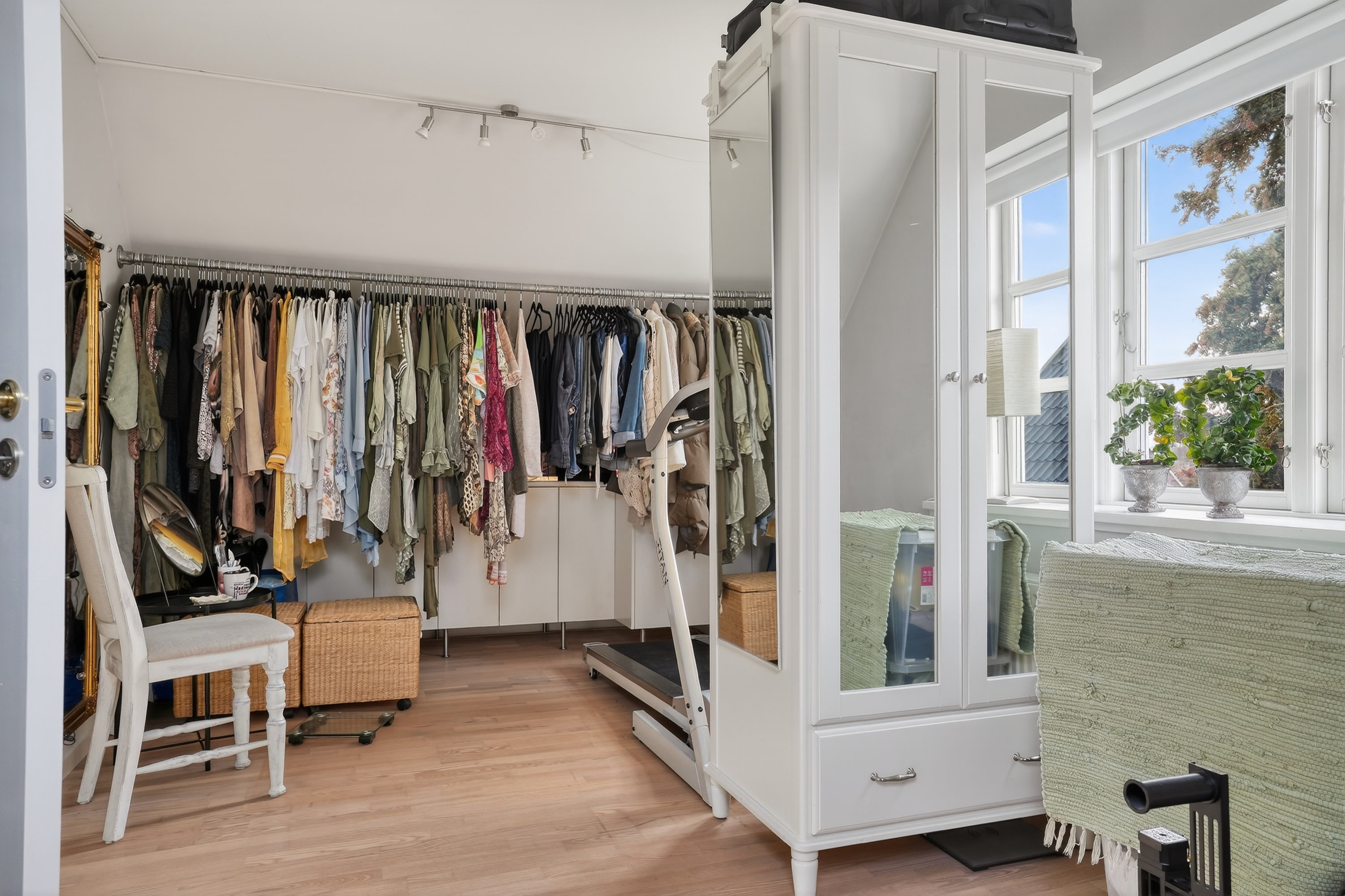 Fremhævet værelse billede i fuldskærmstilstand. Billede af Augustvej 118, 2860 Søborg