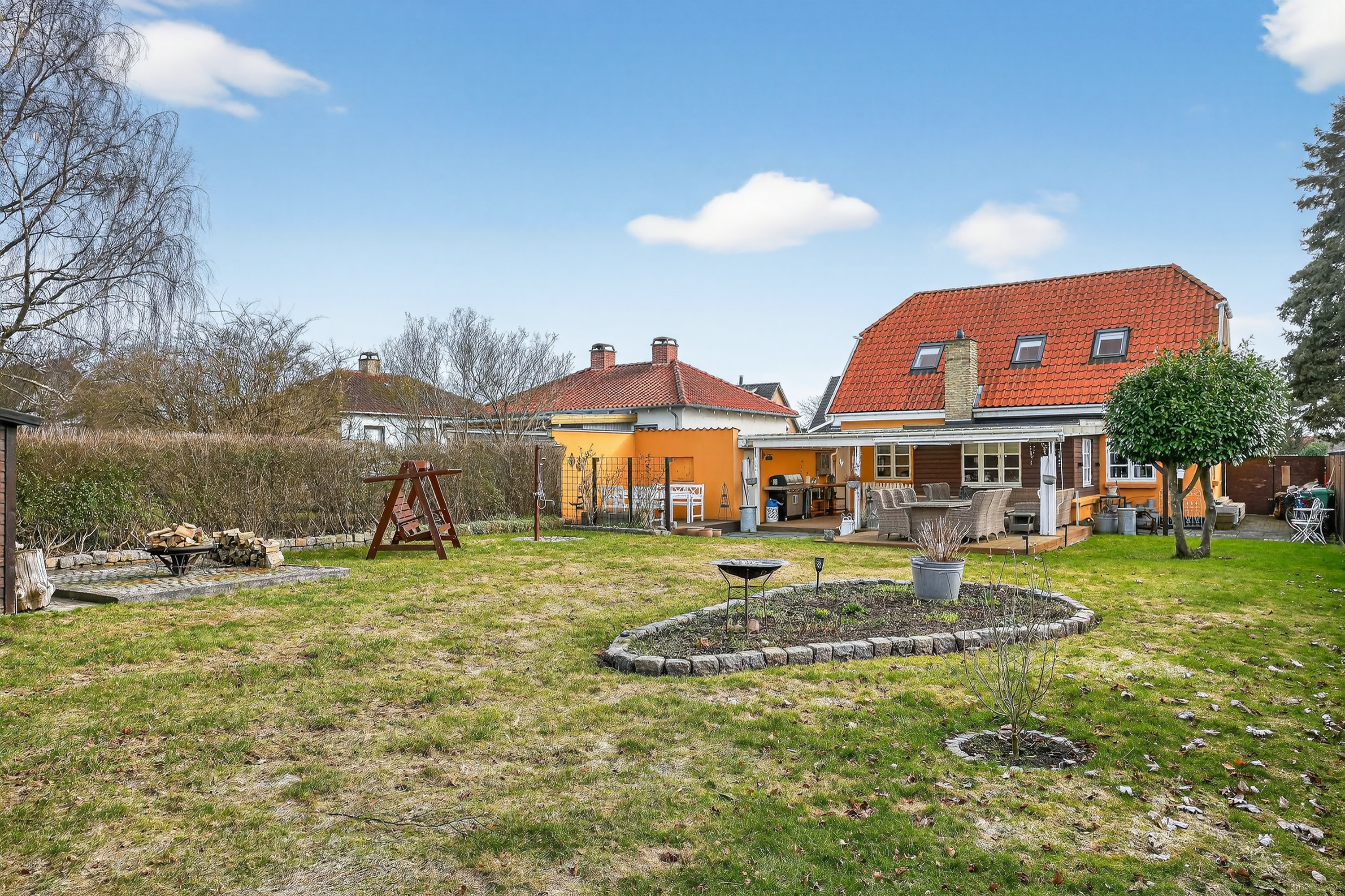 Fremhævet have billede i fuldskærmstilstand. Billede af Augustvej 118, 2860 Søborg