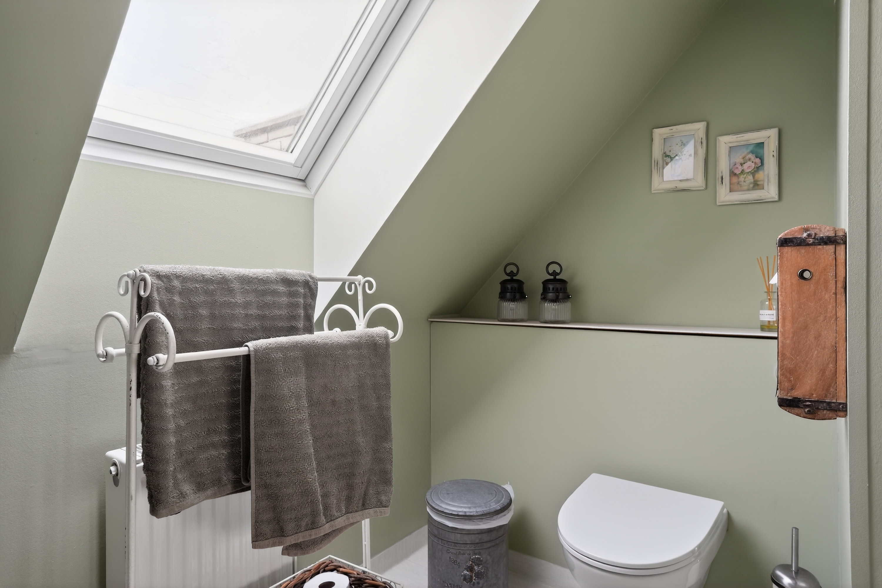 Fremhævet badeværelse billede i fuldskærmstilstand. Billede af Augustvej 118, 2860 Søborg