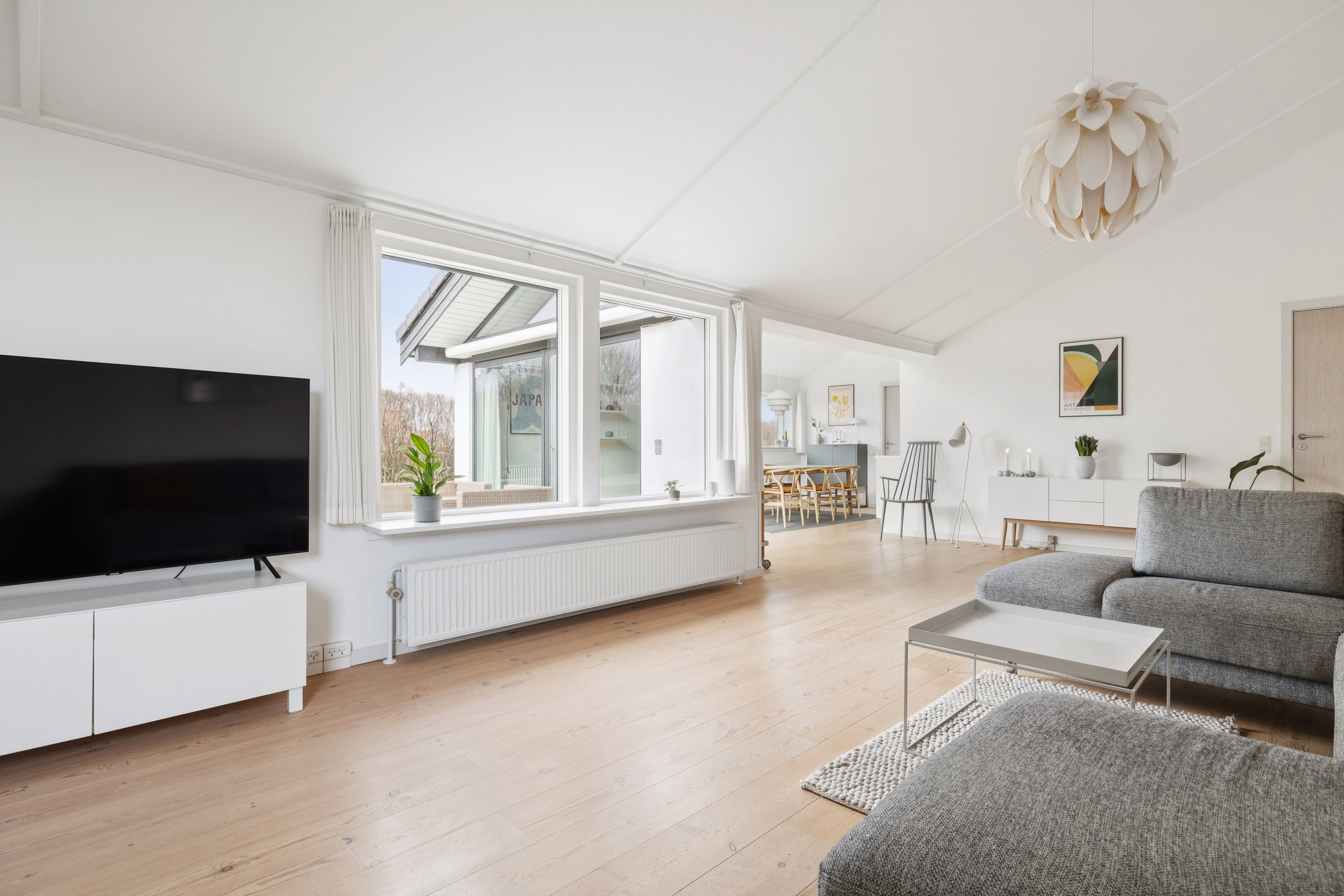 Fremhævet stue billede i fuldskærmstilstand. Billede af Gimlevej 26, Gram, 8660 Skanderborg