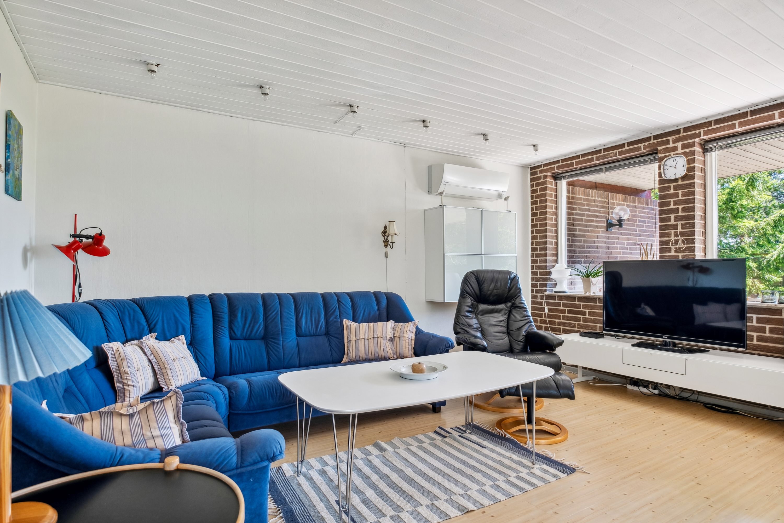 Fremhævet stue billede i fuldskærmstilstand. Billede af Panvej 22, Boeslum Strand, 8400 Ebeltoft