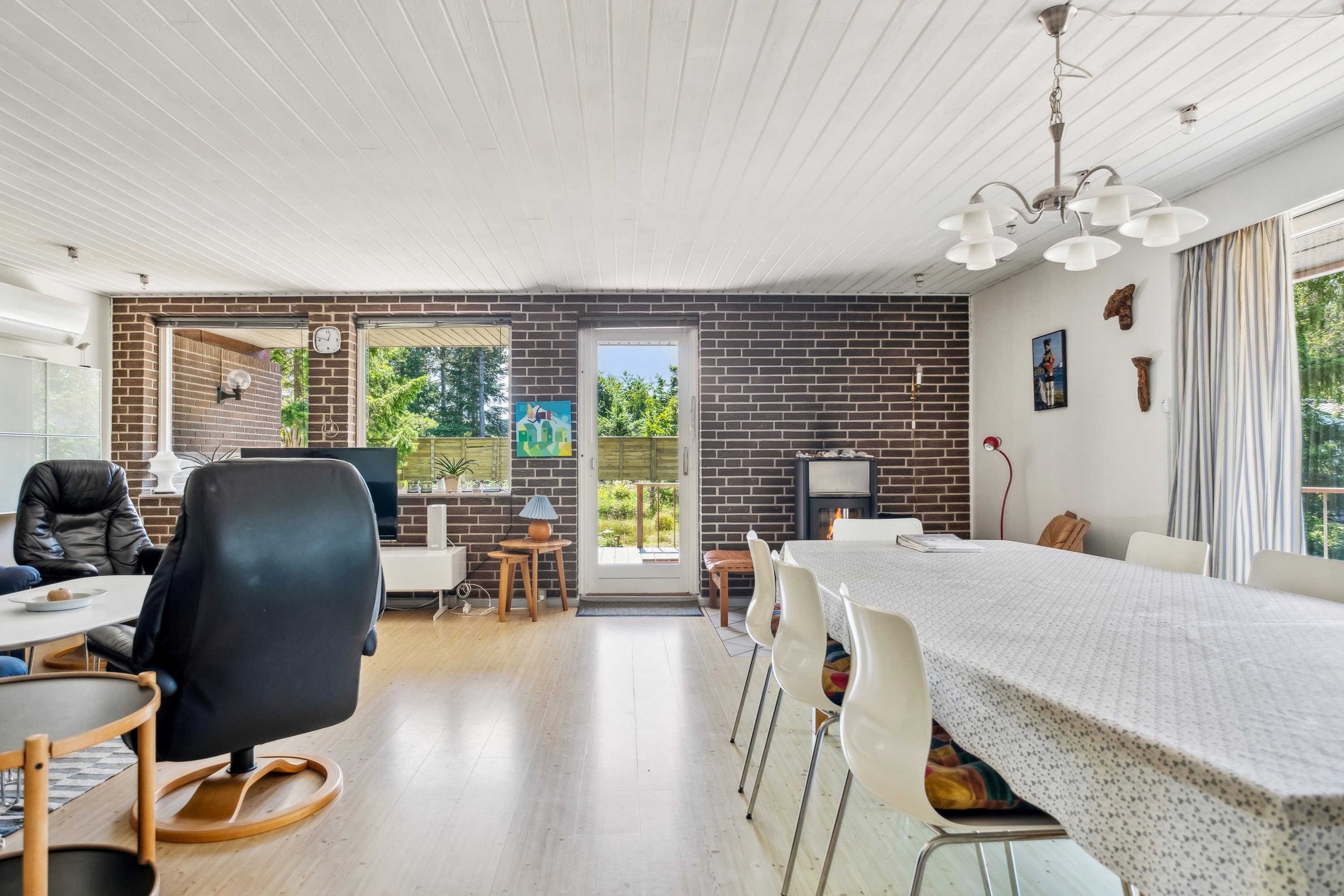 Fremhævet stue billede i fuldskærmstilstand. Billede af Panvej 22, Boeslum Strand, 8400 Ebeltoft