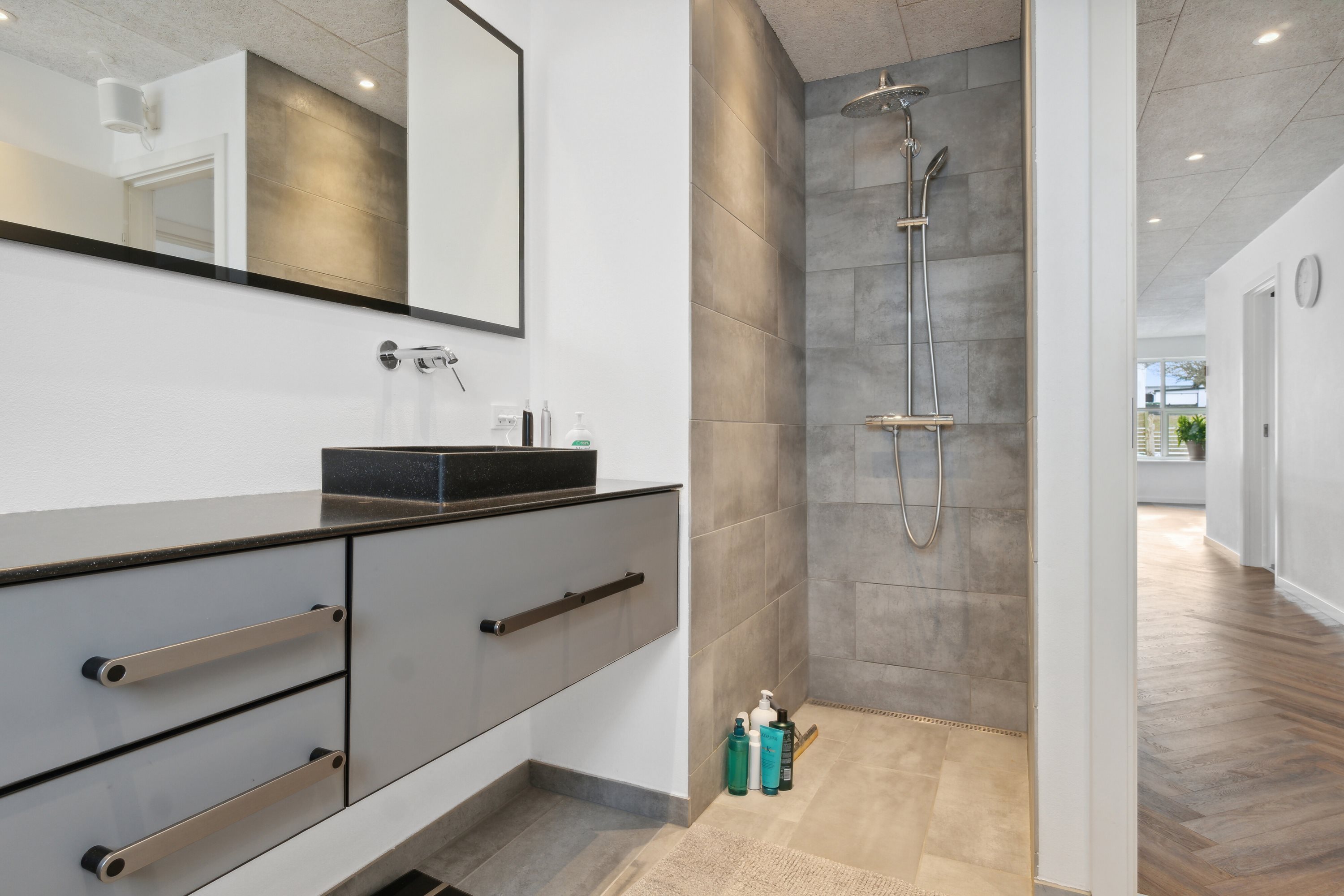 Fremhævet badeværelse billede i fuldskærmstilstand. Billede af Elmevænget 22, 7730 Hanstholm