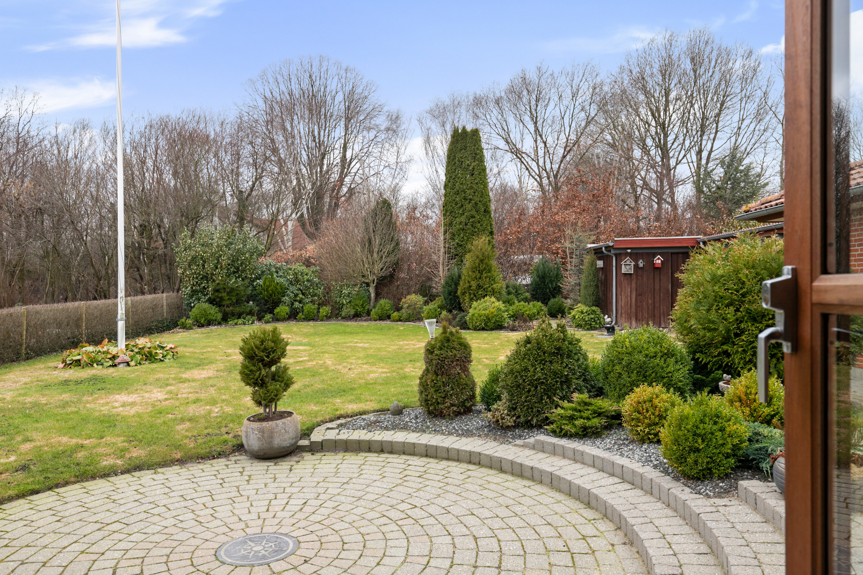 Fremhævet have billede i fuldskærmstilstand. Billede af Højtoften 2, 9600 Aars