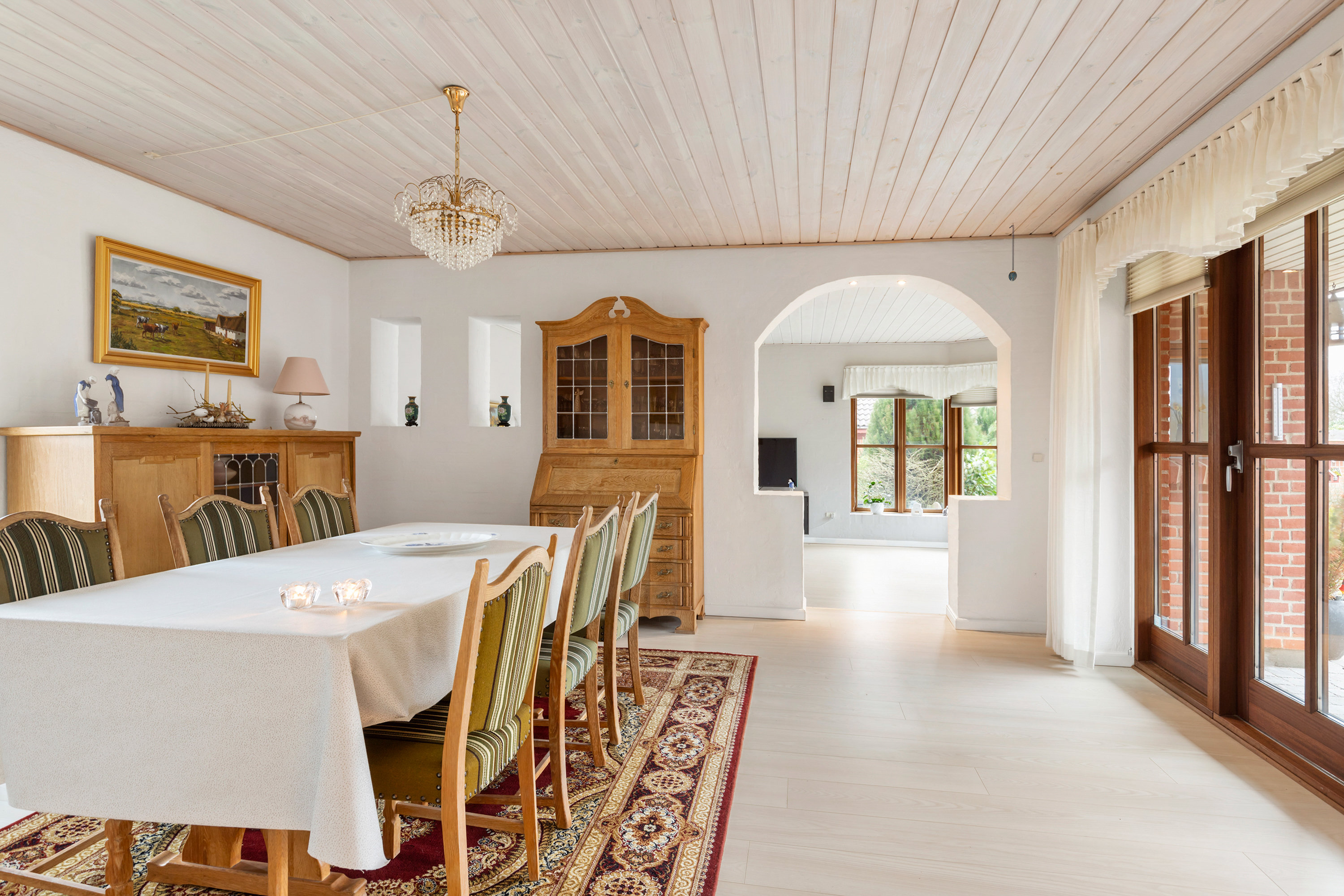 Fremhævet spisestue billede i fuldskærmstilstand. Billede af Højtoften 2, 9600 Aars