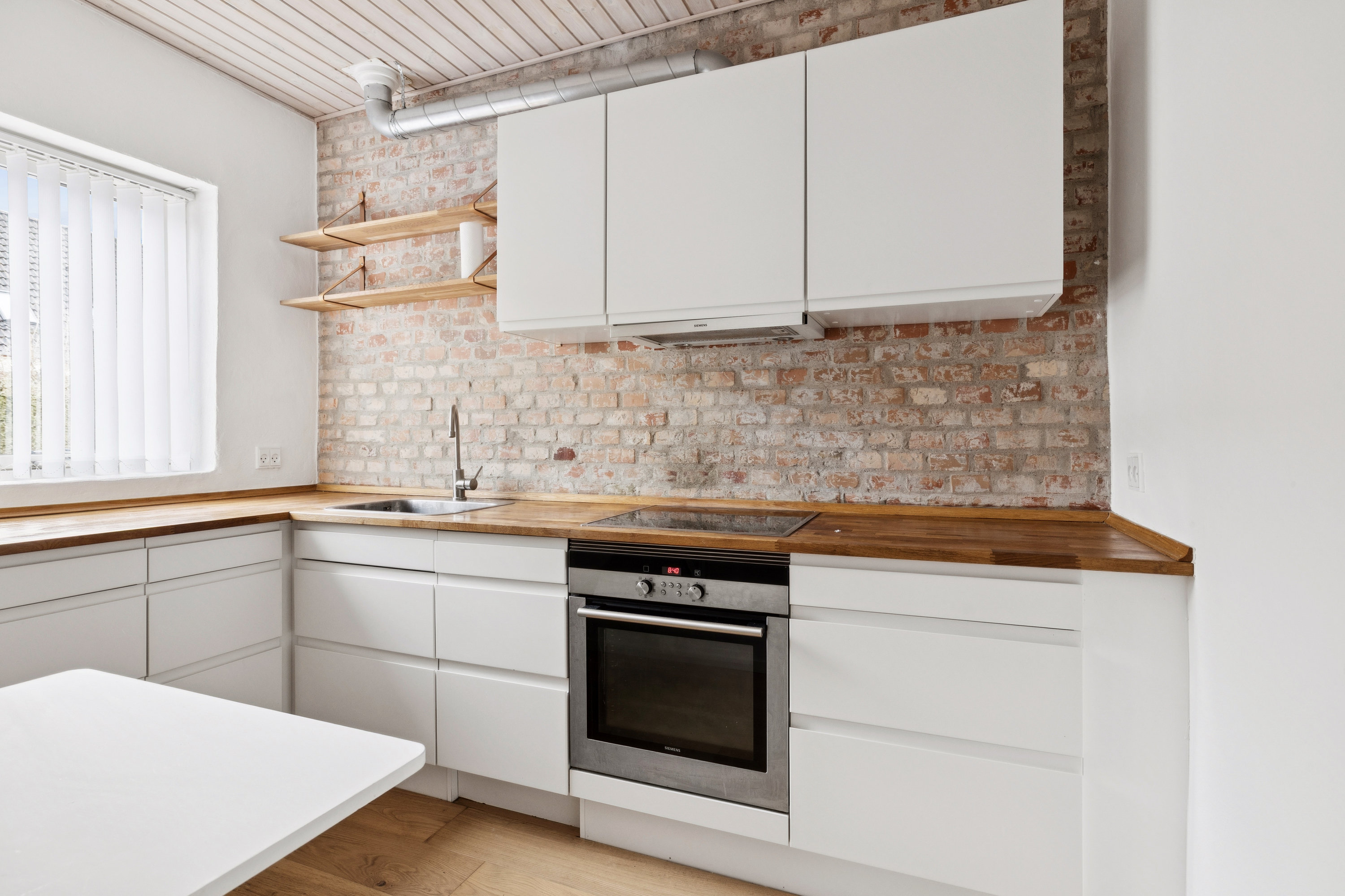 Fremhævet køkken billede i fuldskærmstilstand. Billede af Infanterivej 38D, 8930 Randers NØ