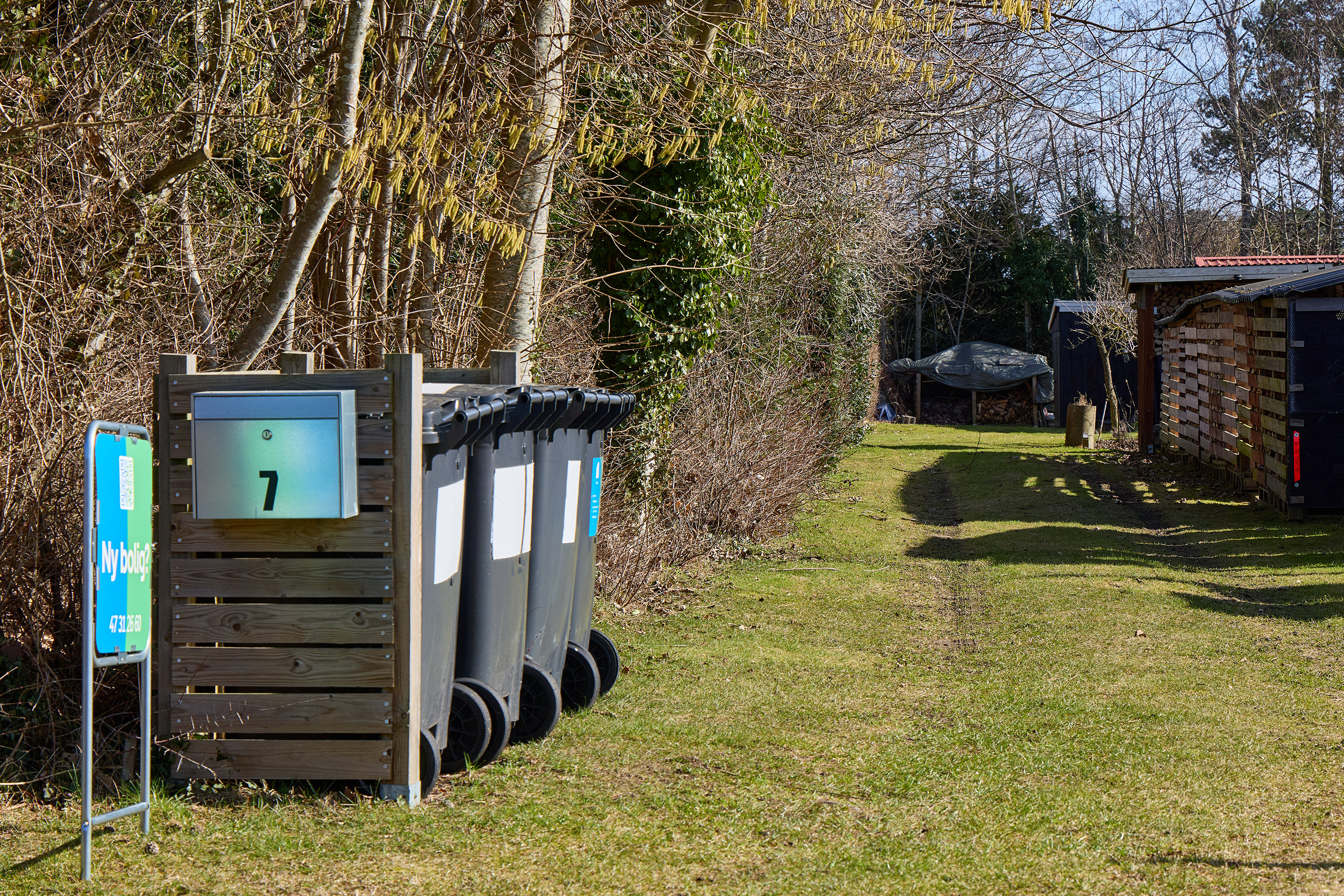 Fremhævet indkørsel billede i fuldskærmstilstand. Billede af Ellekær 7, Over Draaby Strand, 3630 Jægerspris
