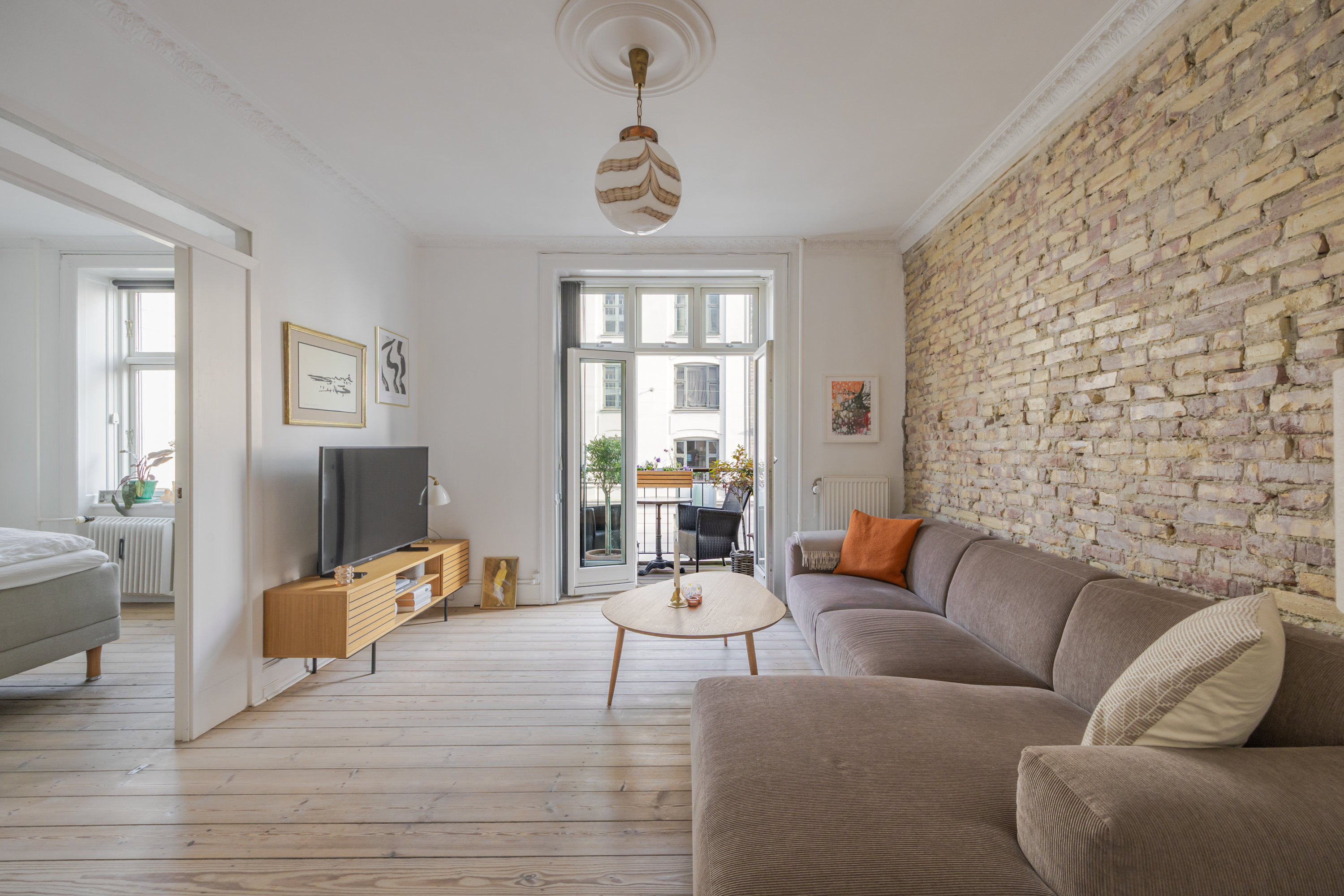 Fremhævet andet billede i fuldskærmstilstand. Billede af Burmeistersgade 1C, 2. th., 1429 København K