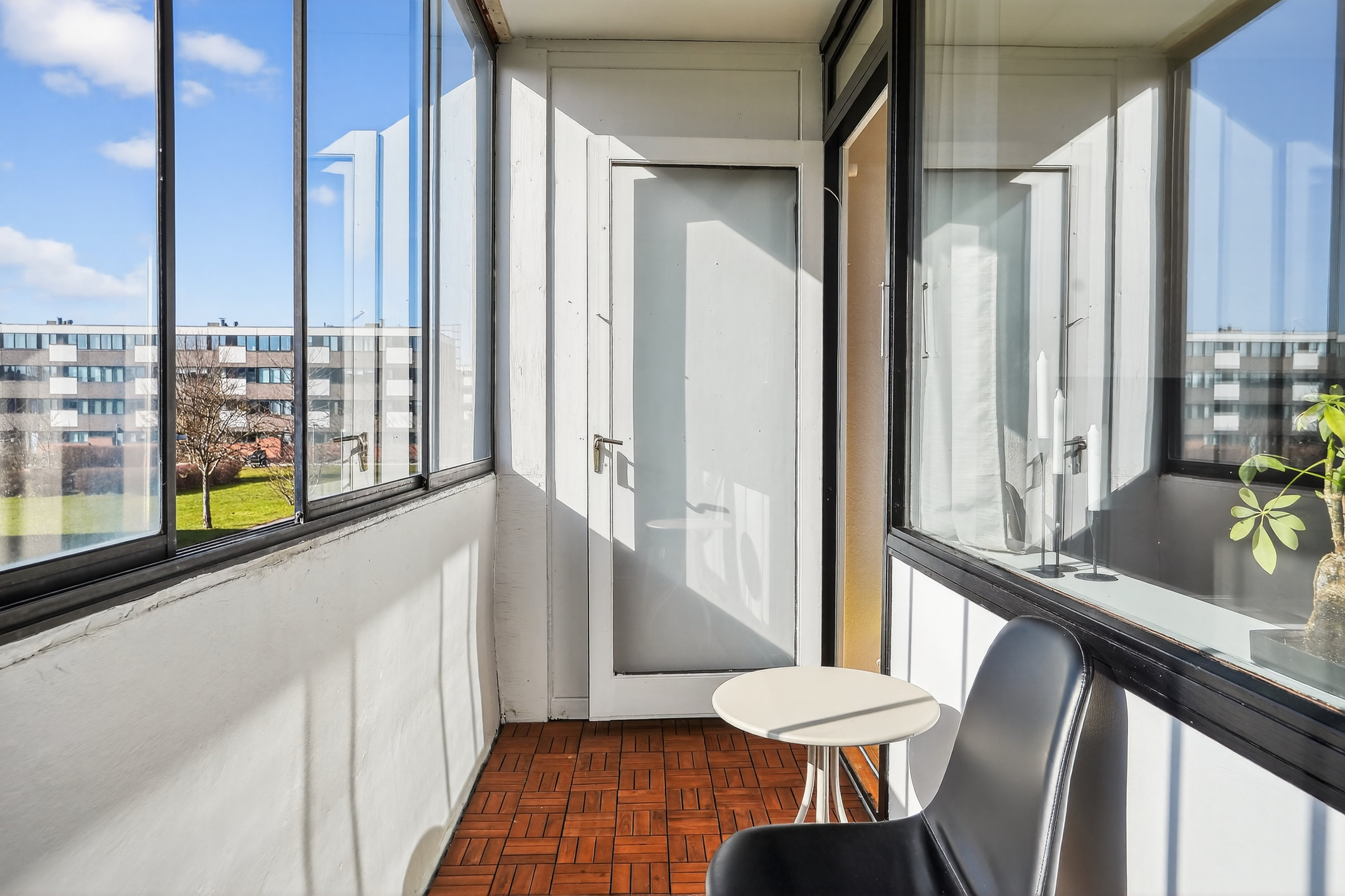 Fremhævet altan billede i fuldskærmstilstand. Billede af Teglgårdsvej 539, 1. th., 3050 Humlebæk